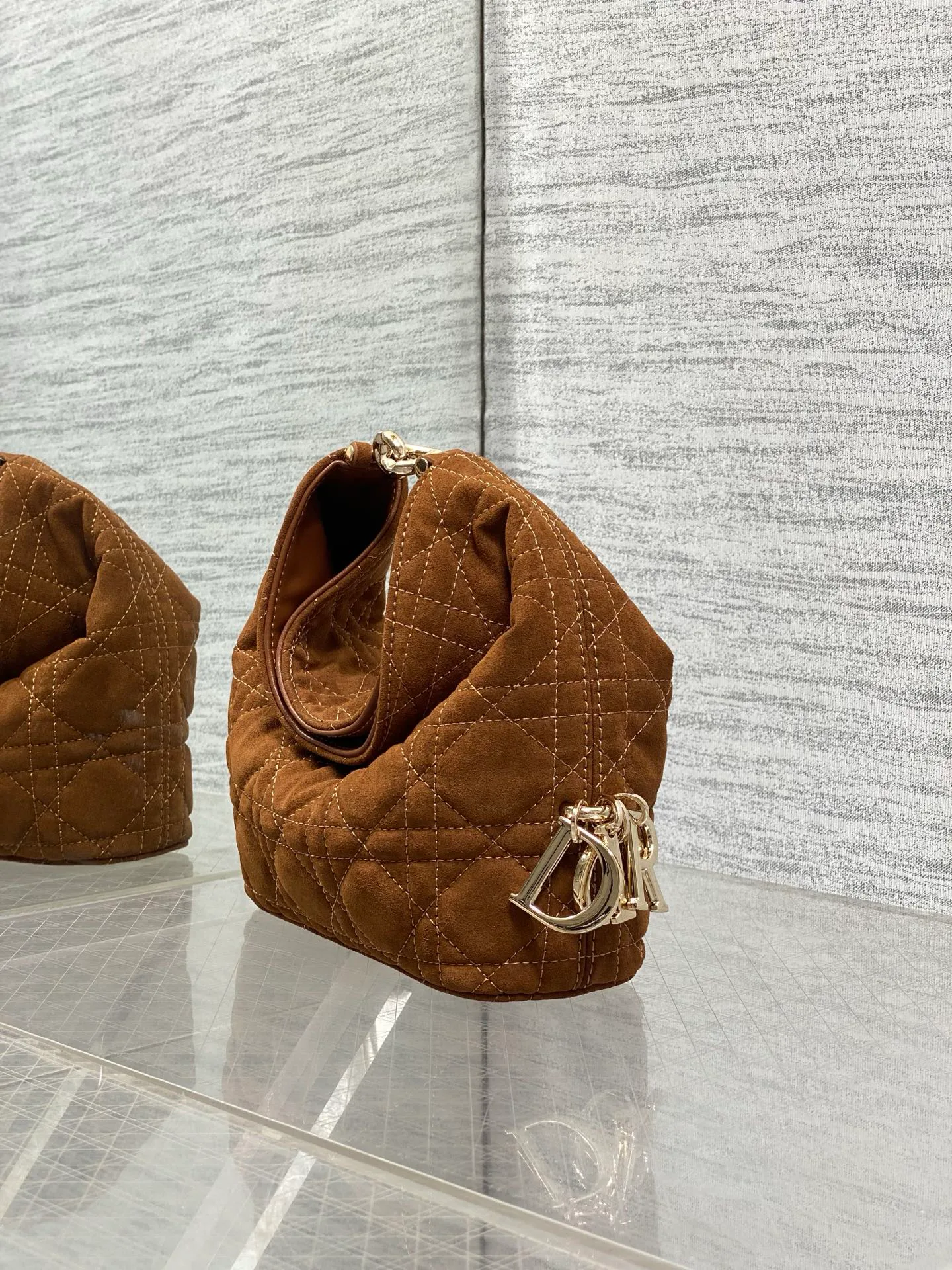 Классические Сумки Женские Christian Dior 18242090