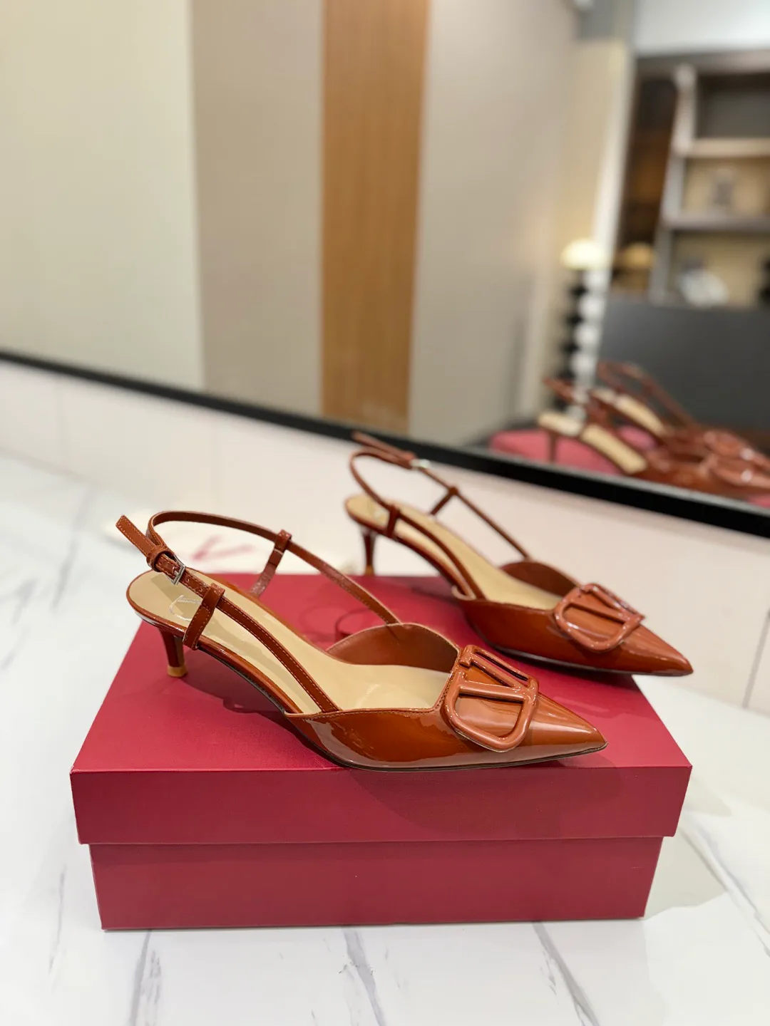 Босоножки Женские Valentino 11516230