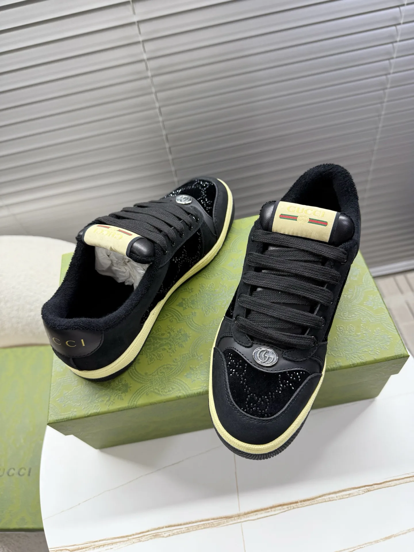 Кроссовки Женские Gucci 17451078