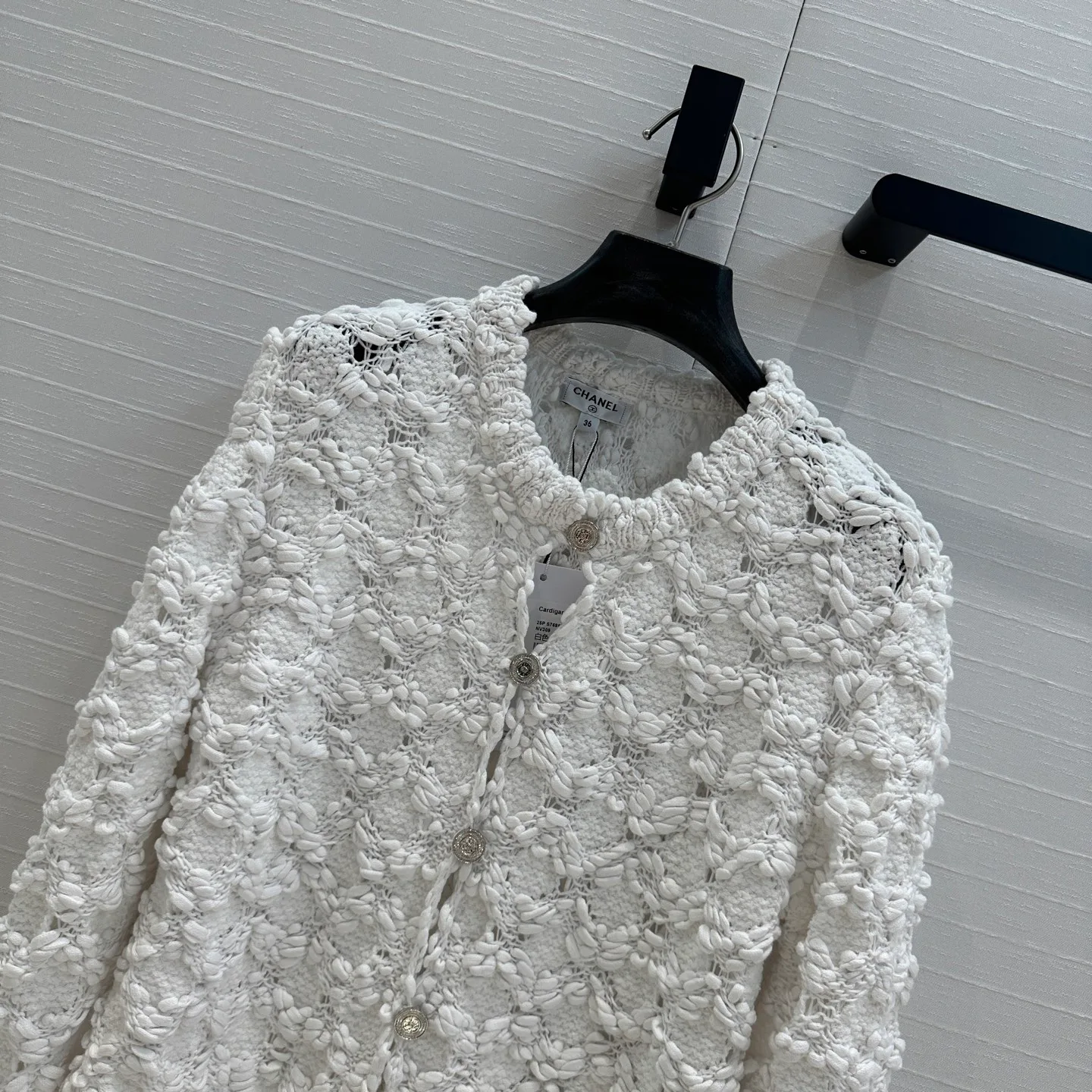 Куртки И Пуховики Женские Chanel 24090