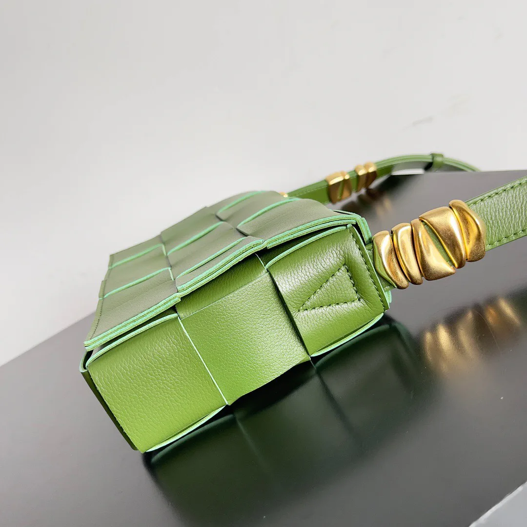 Сумки На Ремне Женские Fendi 1479770