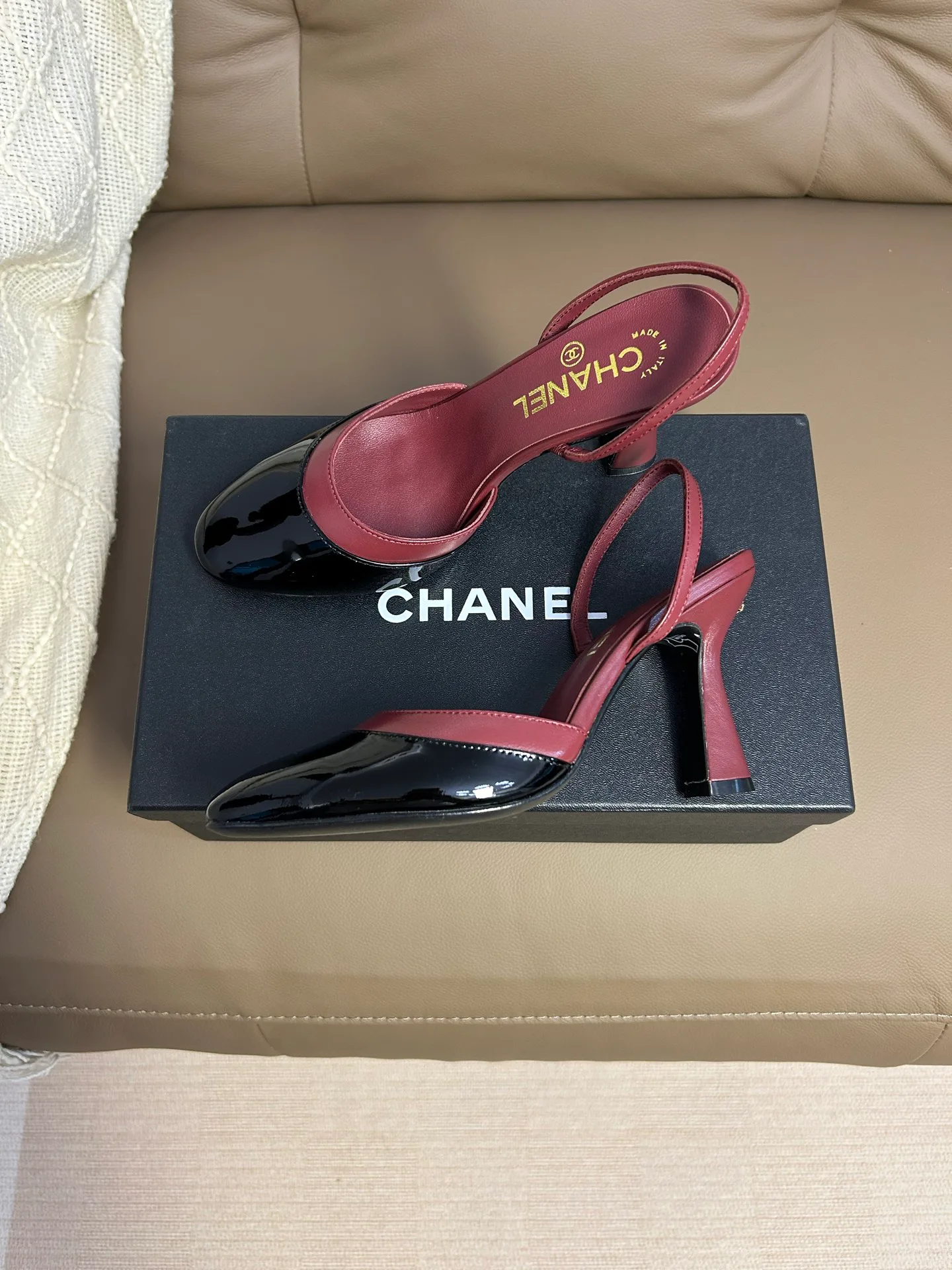 Туфли Женские Chanel 17510593