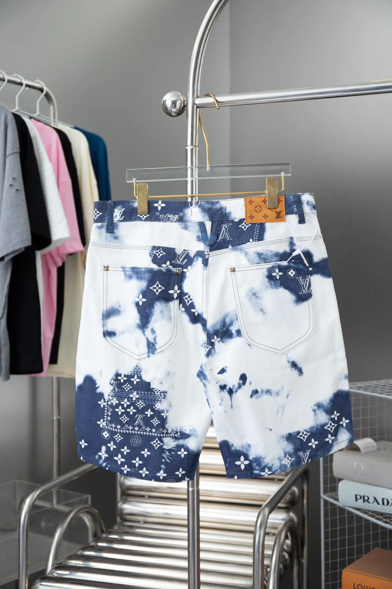 Шорты Мужские Louis Vuitton 11573715