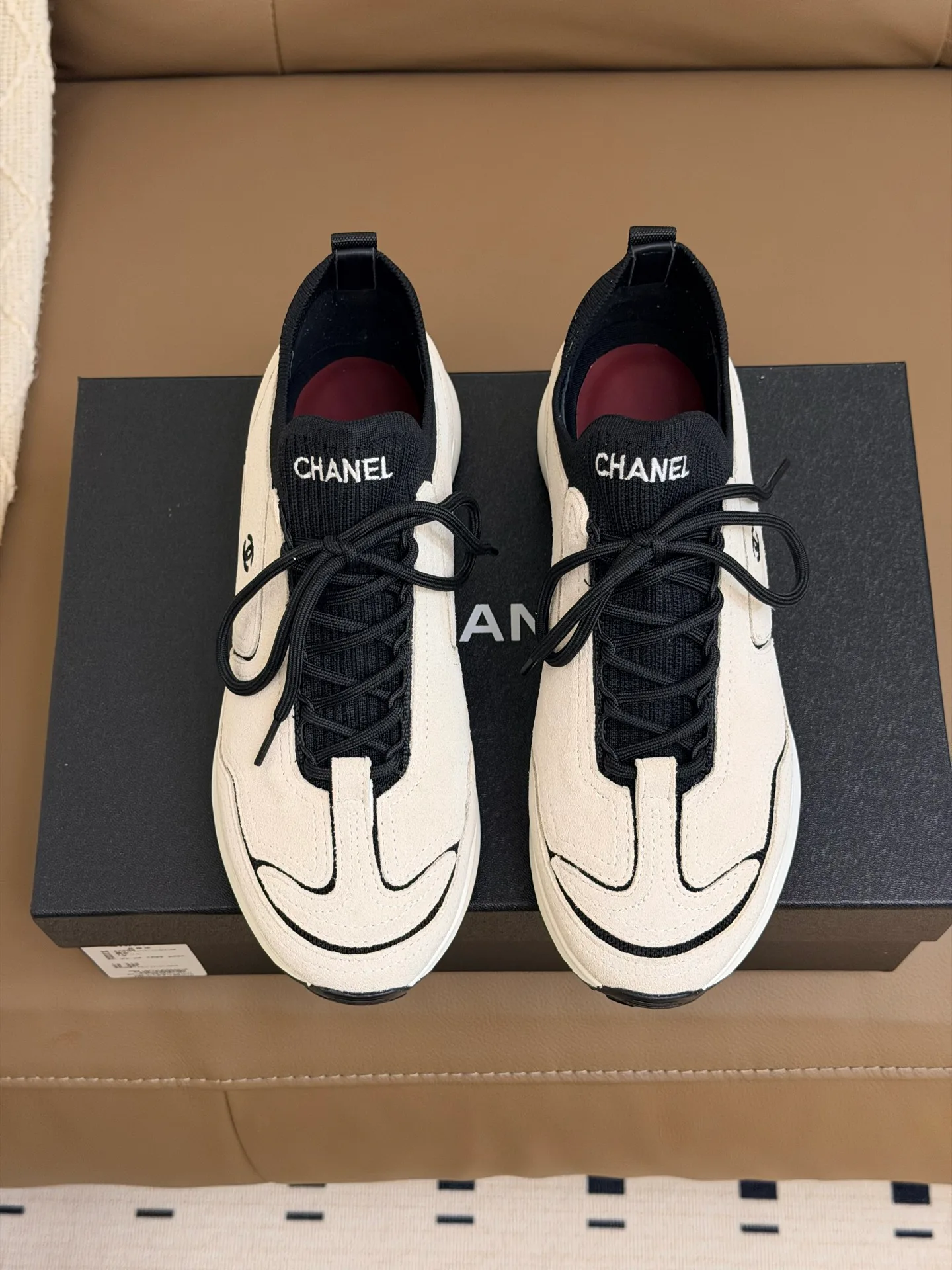 Кроссовки Женские Chanel 17510608