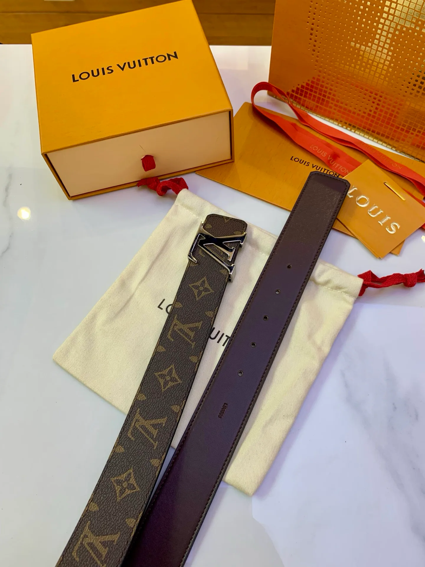 Ремни Louis Vuitton 17682156