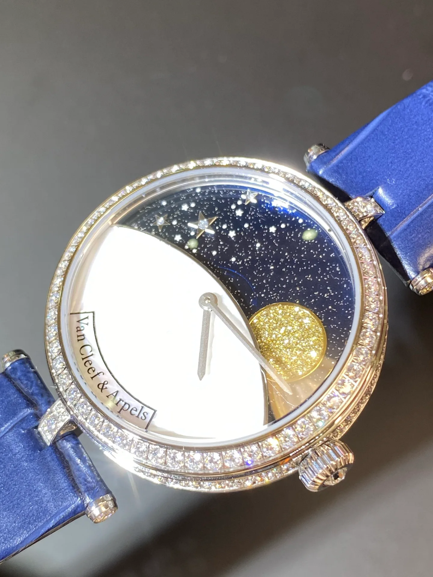Бижутерия Van Cleef & Arpels 9650833