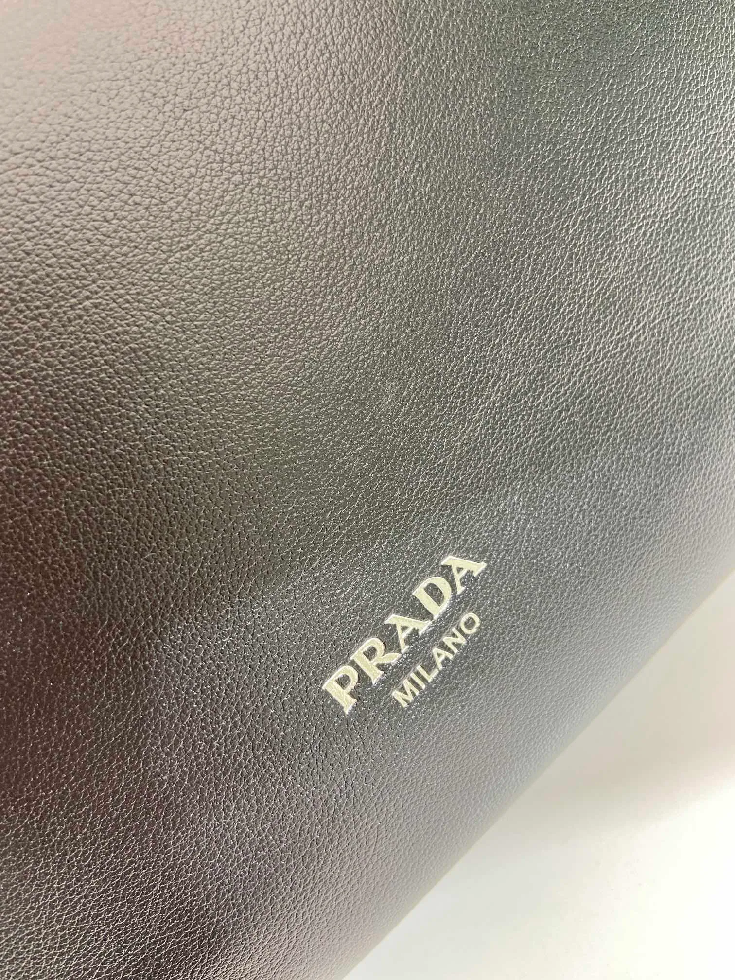 Сумки На Ремне Женские Prada 13162683