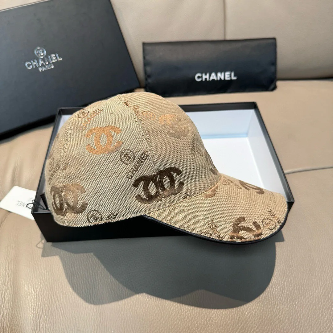 Головные Уборы Chanel 17515213