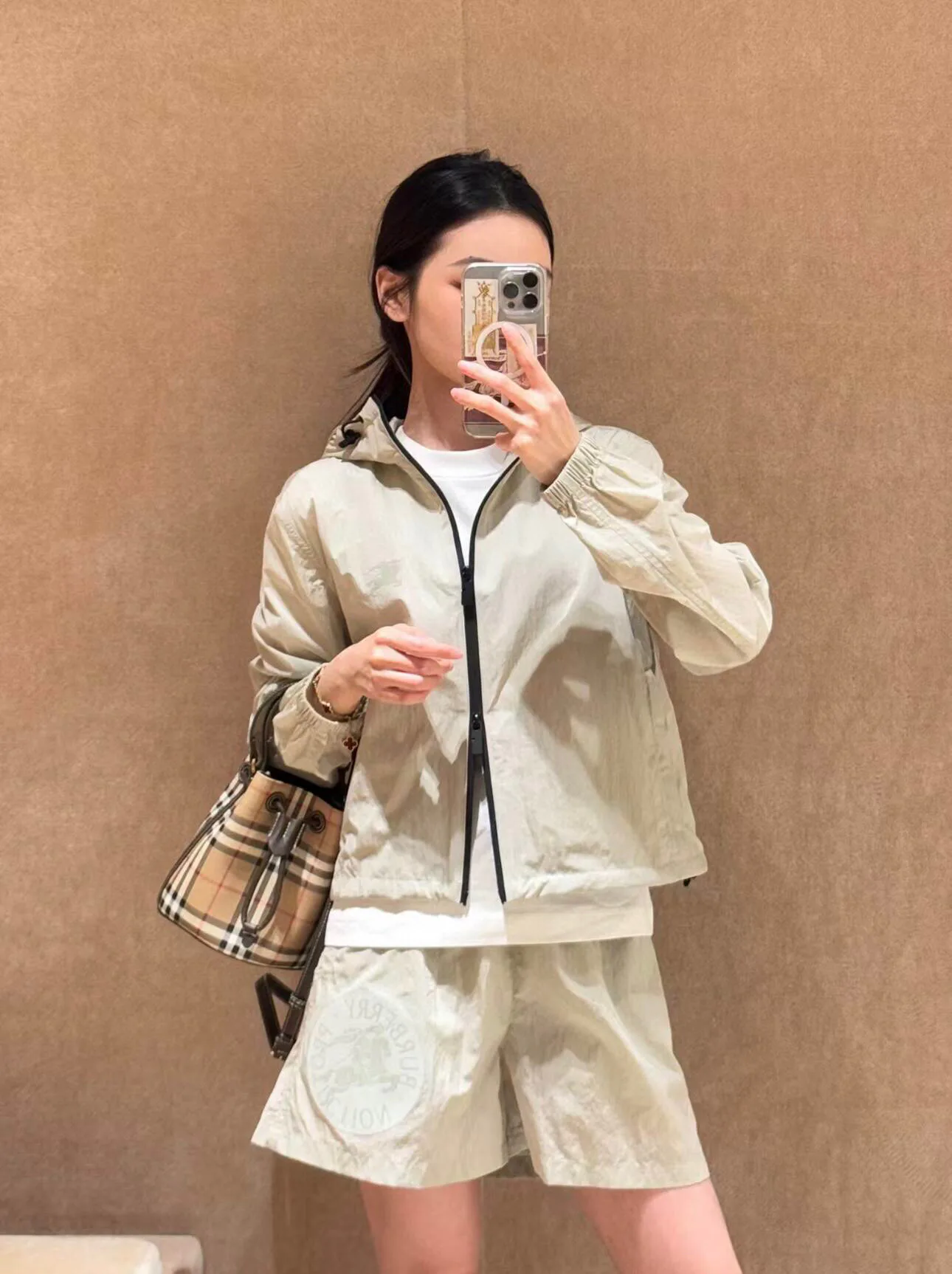 Куртки И Пуховики Женские Burberry 29957