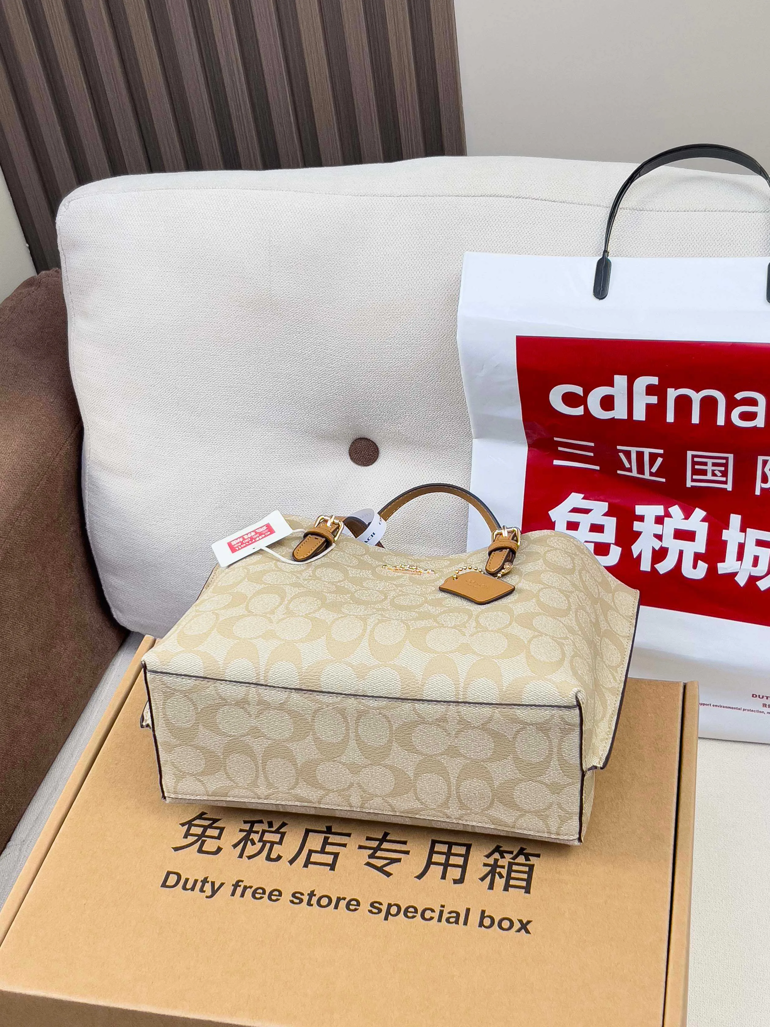 Классические Сумки Женские Coach 1864359