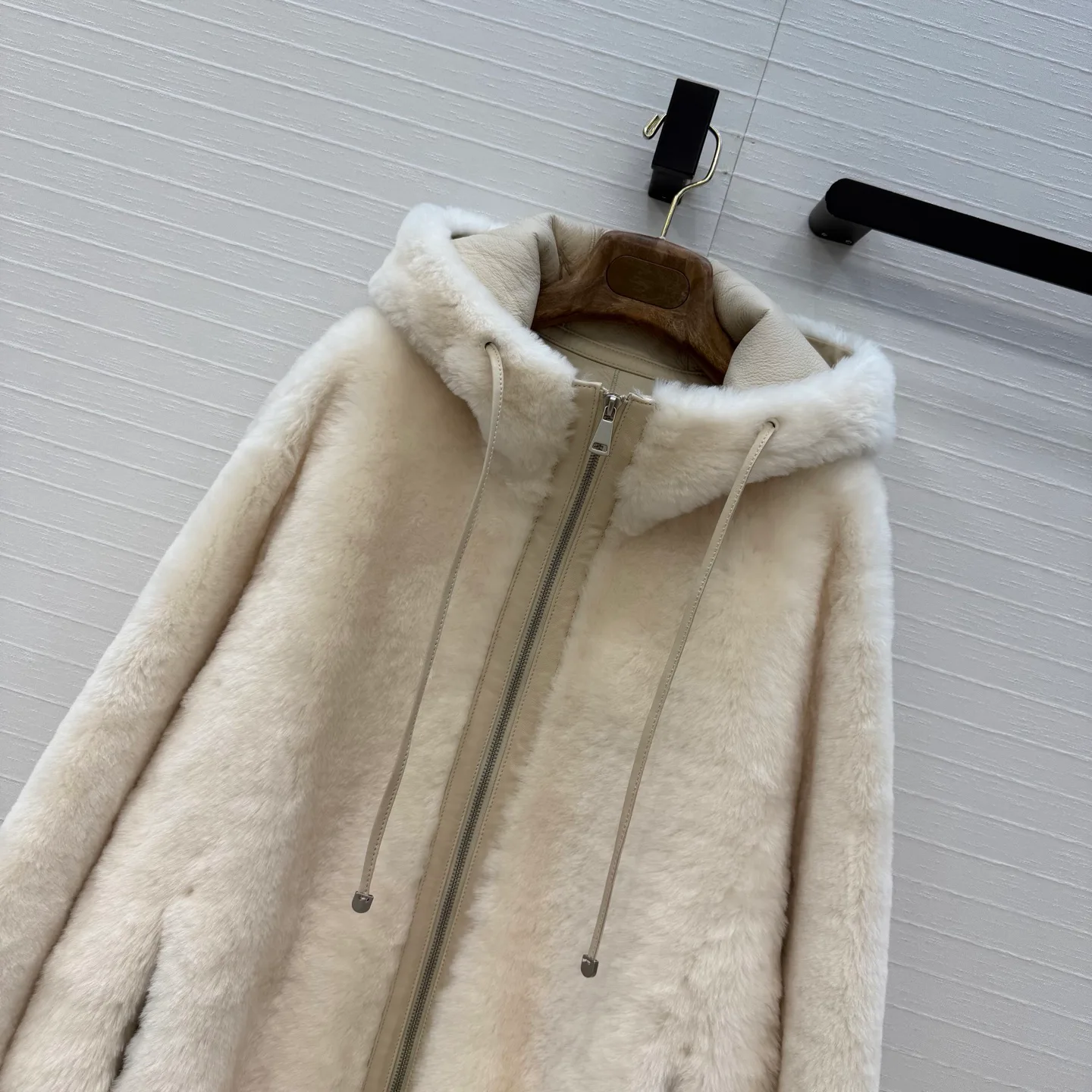 Куртки И Пуховики Женские Loro Piana 19931761