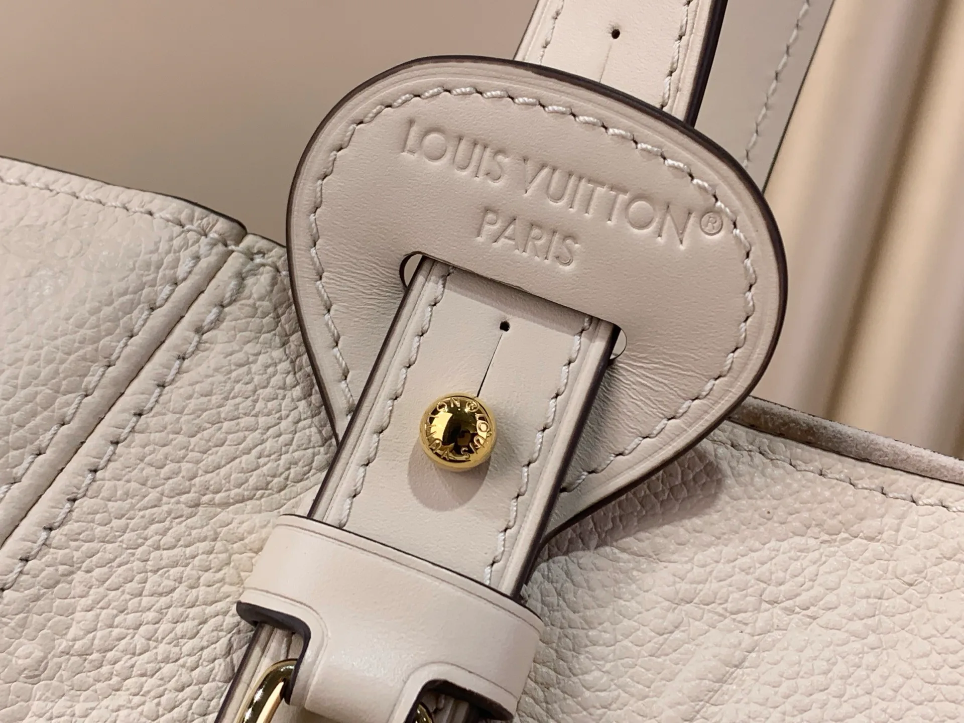 Классические Сумки Женские Louis Vuitton 11617466