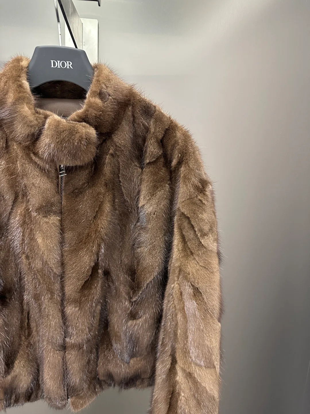 Шубы Женские Christian Dior 18626028