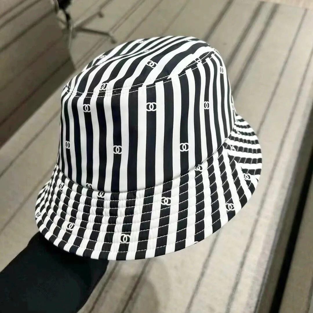 Головные Уборы Chanel 10056463