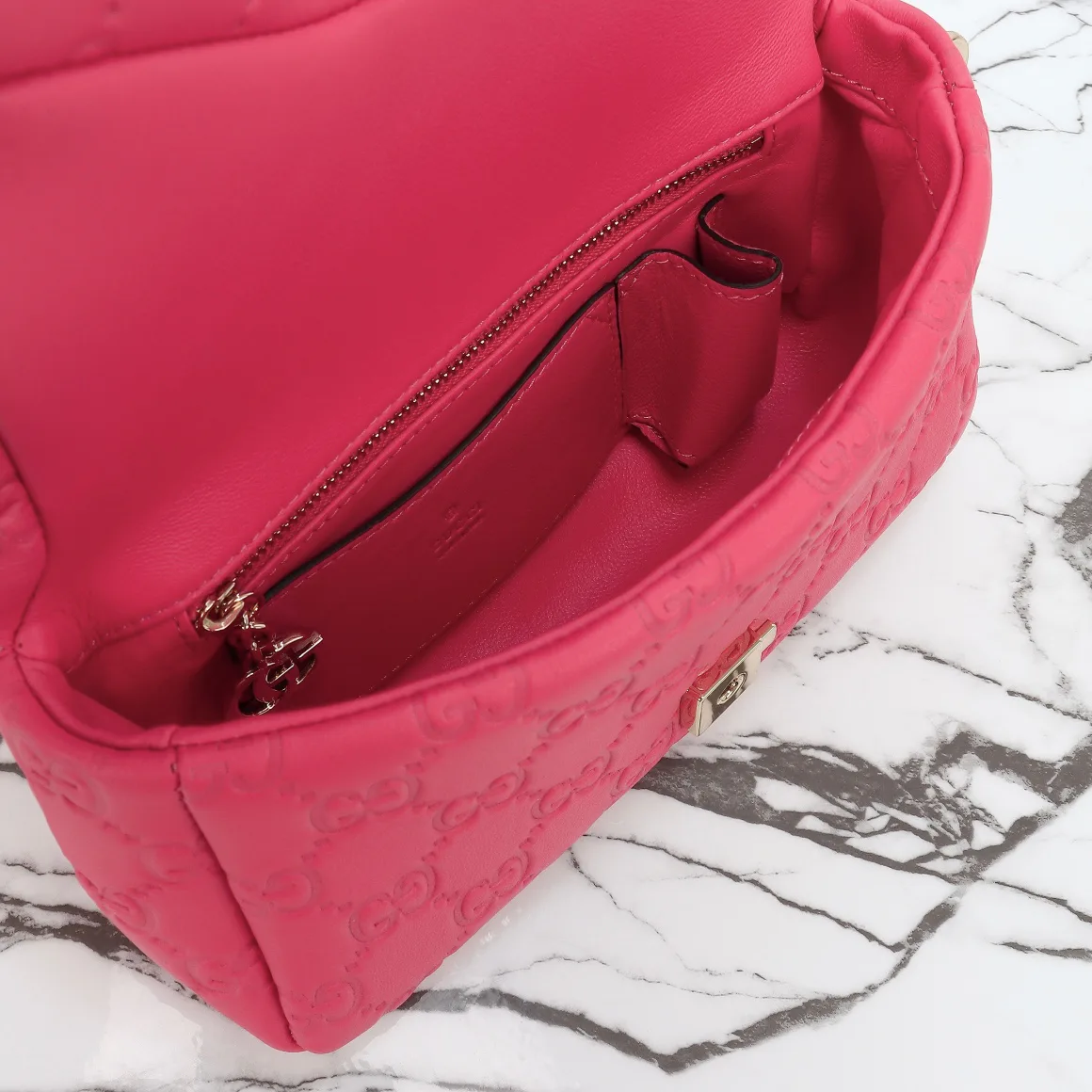 Классические Сумки Женские Gucci 18210717