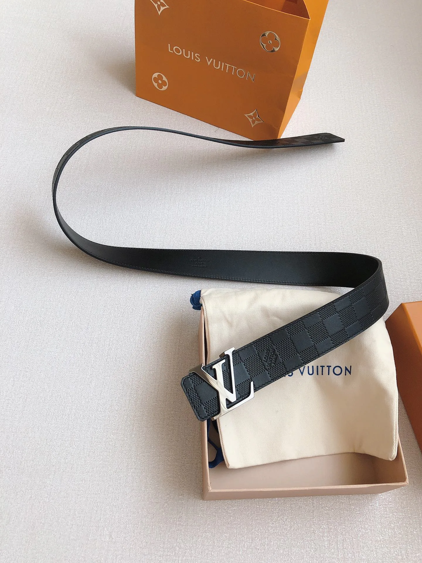 Ремни Louis Vuitton 270495