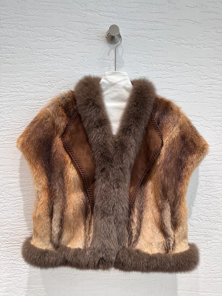 Шубы Женские Fendi 18321089