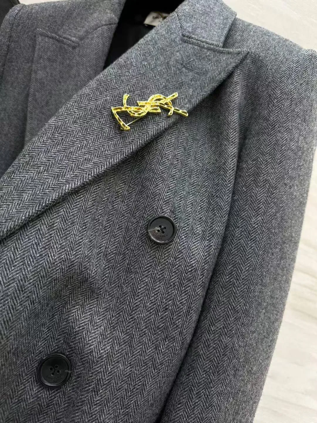 Пальто Женские Saint Laurent 18276820