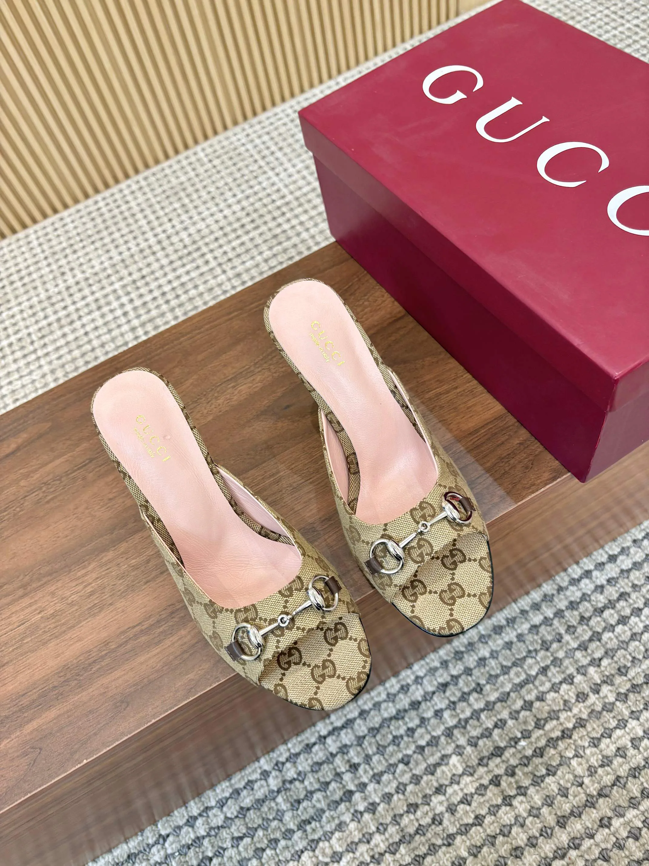 Босоножки Женские Gucci 11529297