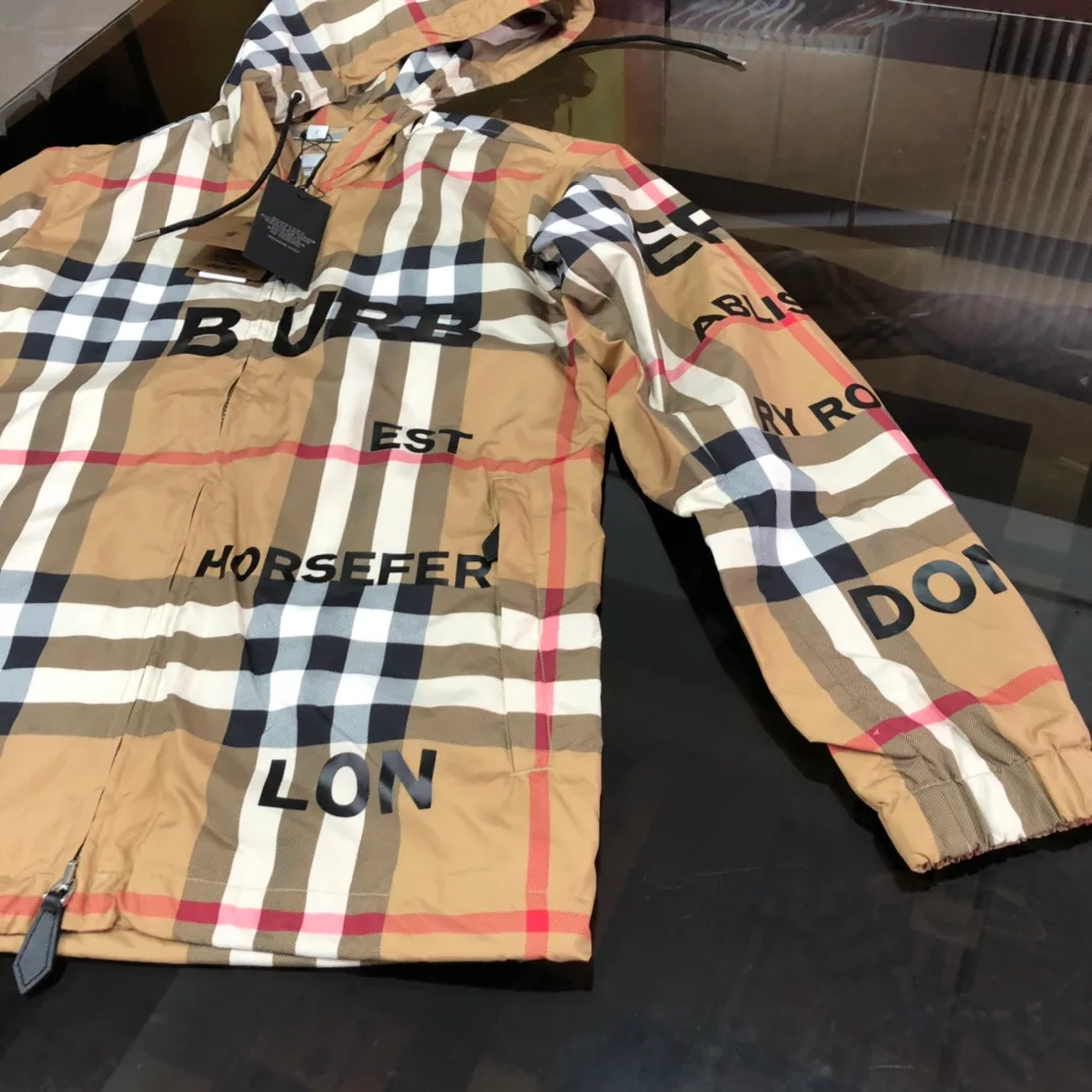 Куртки Женские Burberry 6179