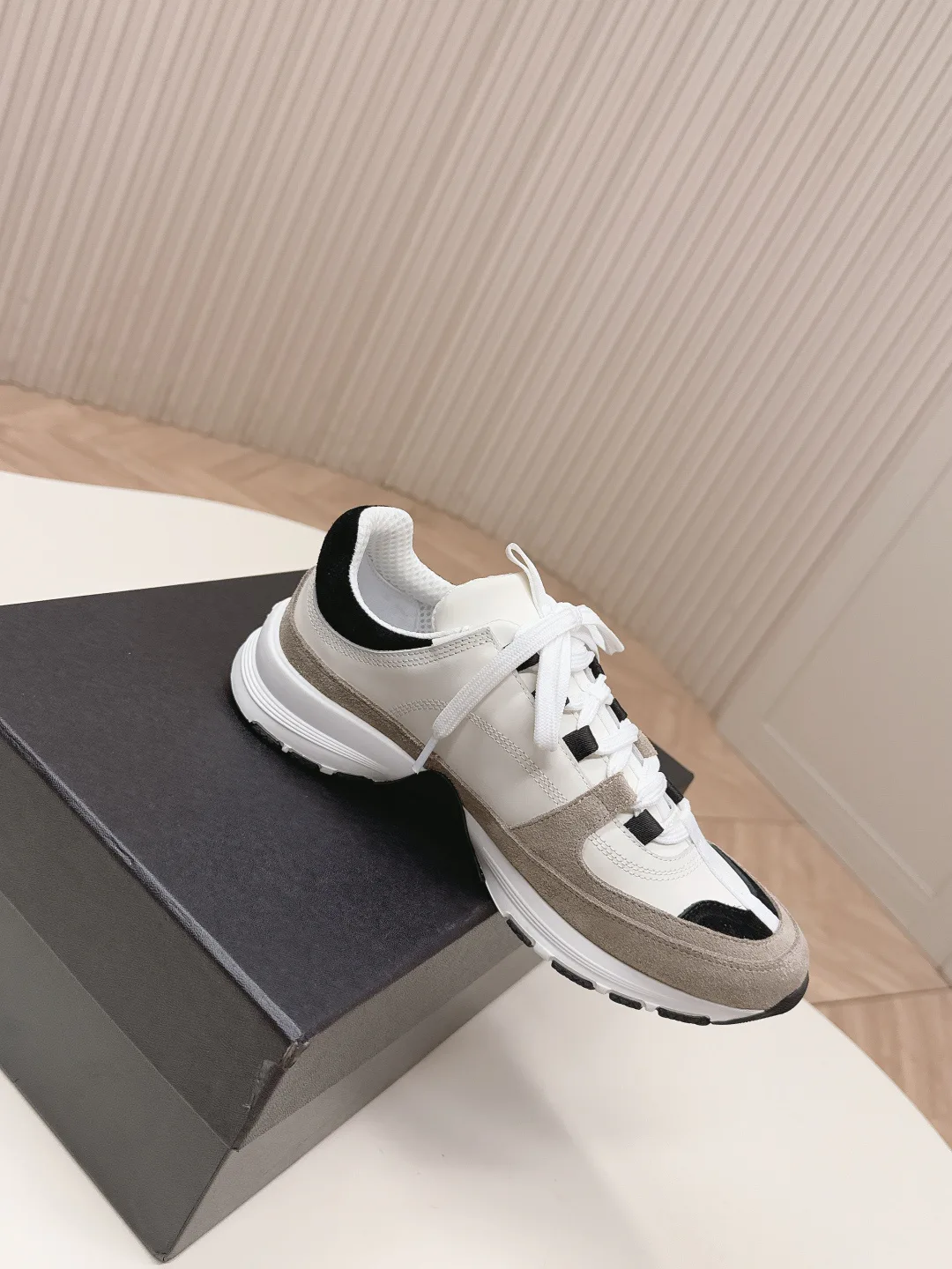 Кроссовки Женские Chanel 11594907