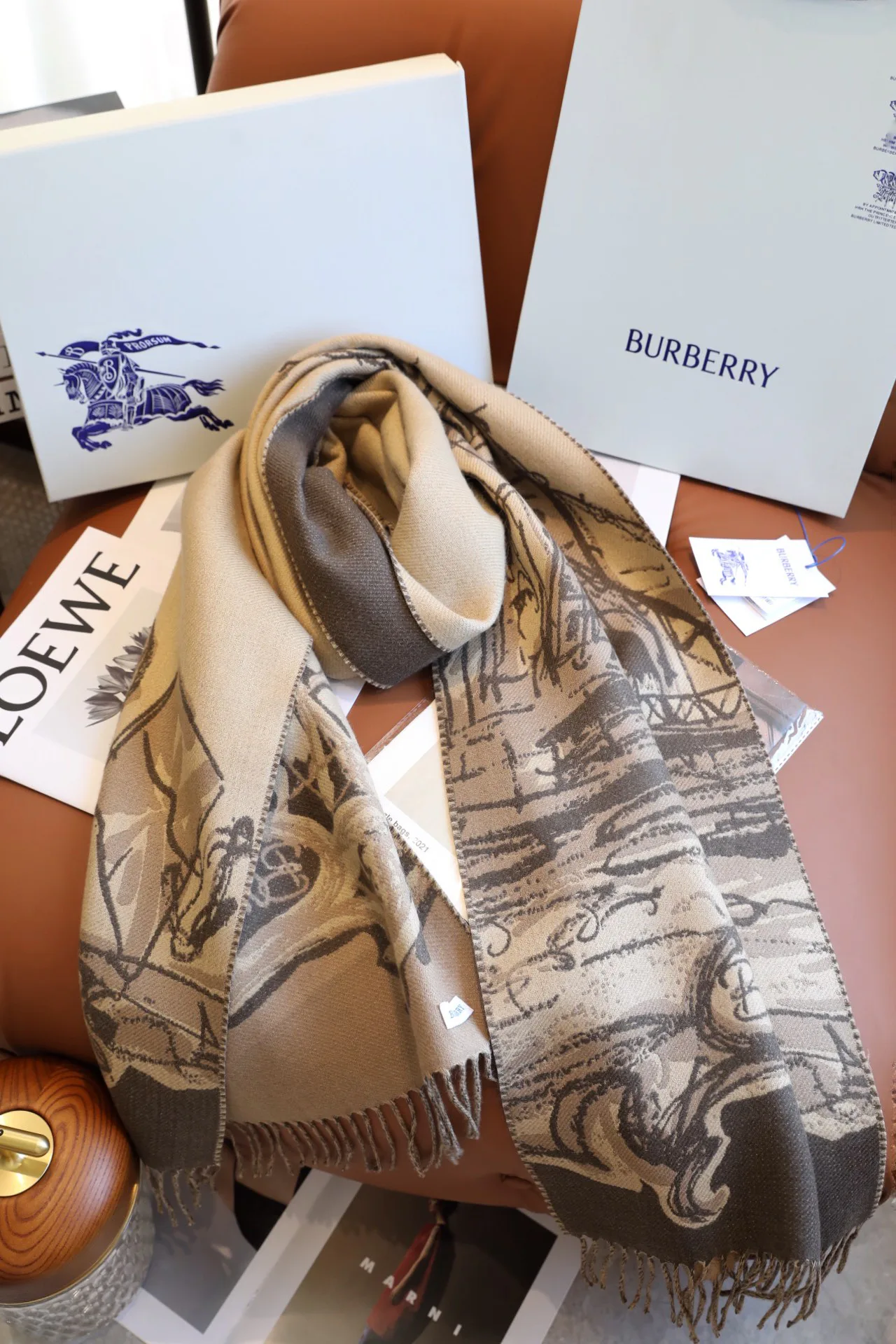 Шарфы Burberry 2273368