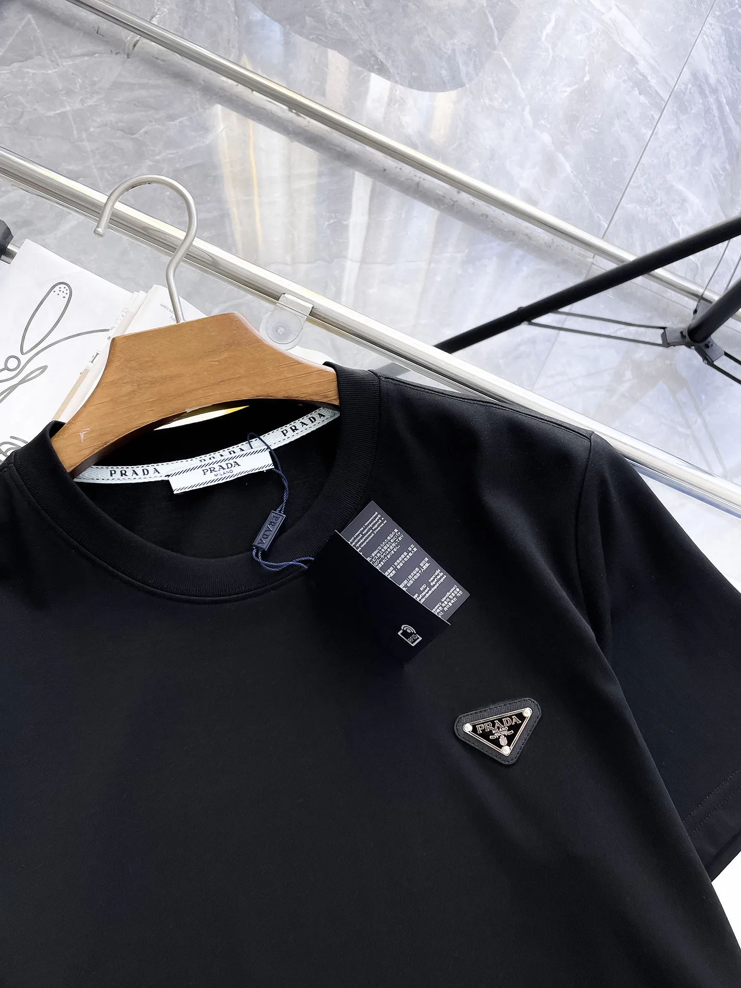 Футболки Мужские Prada 17579852