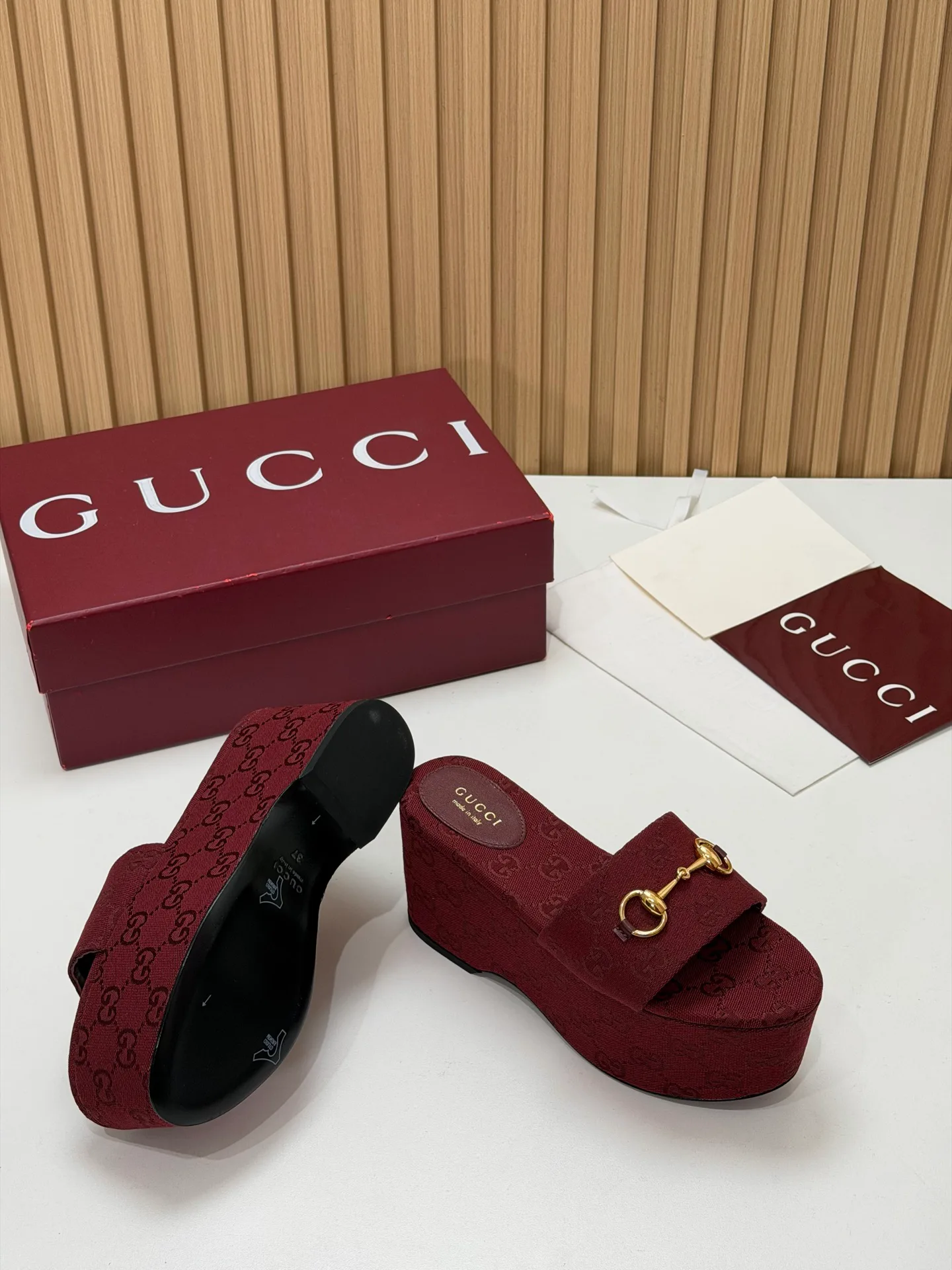 Босоножки Женские Gucci 17631675