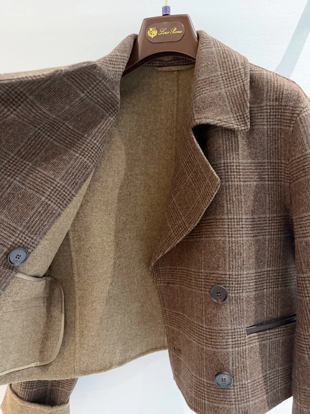 Пальто Женские Loro Piana 18603279