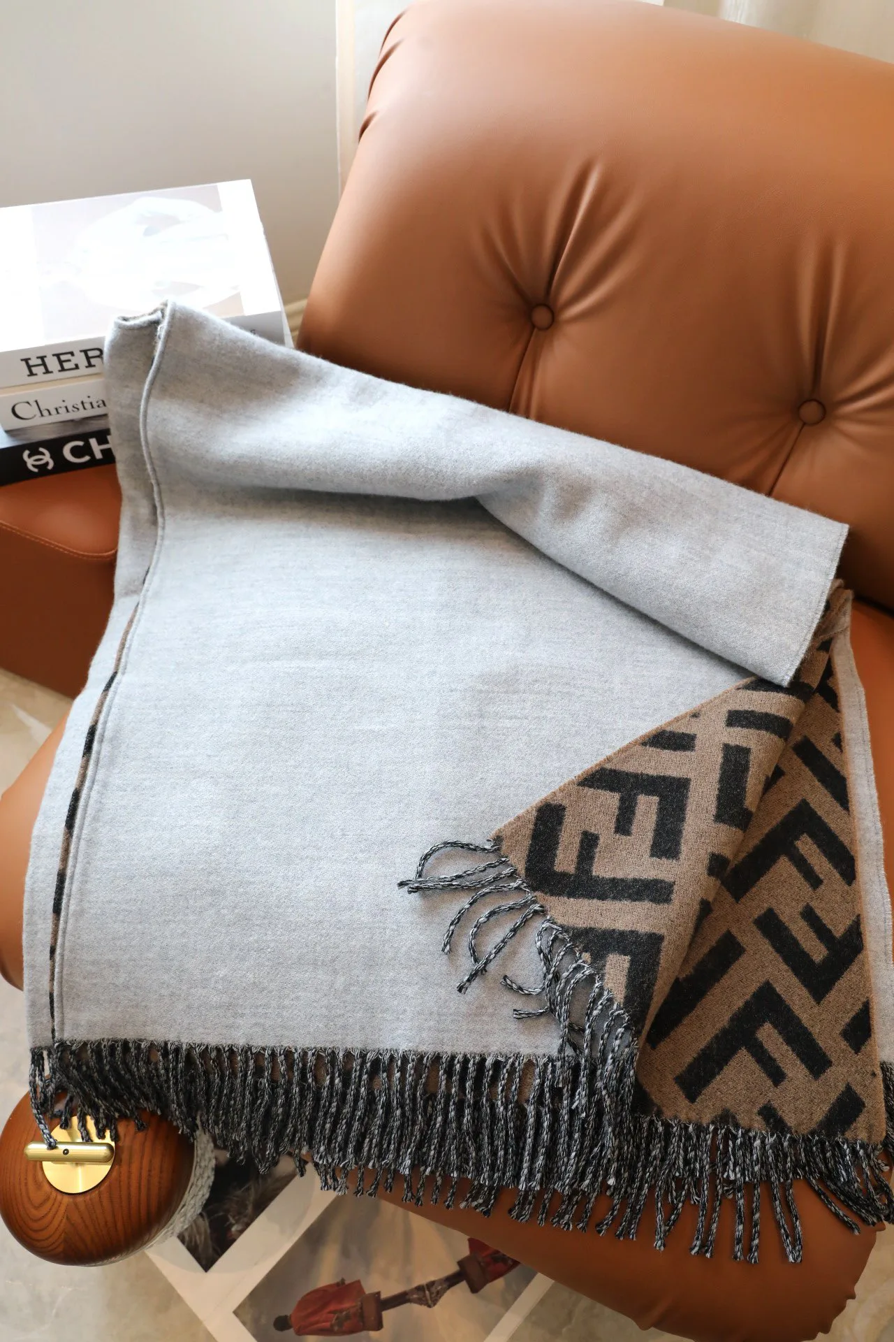 Пальто Женские Fendi 19187244