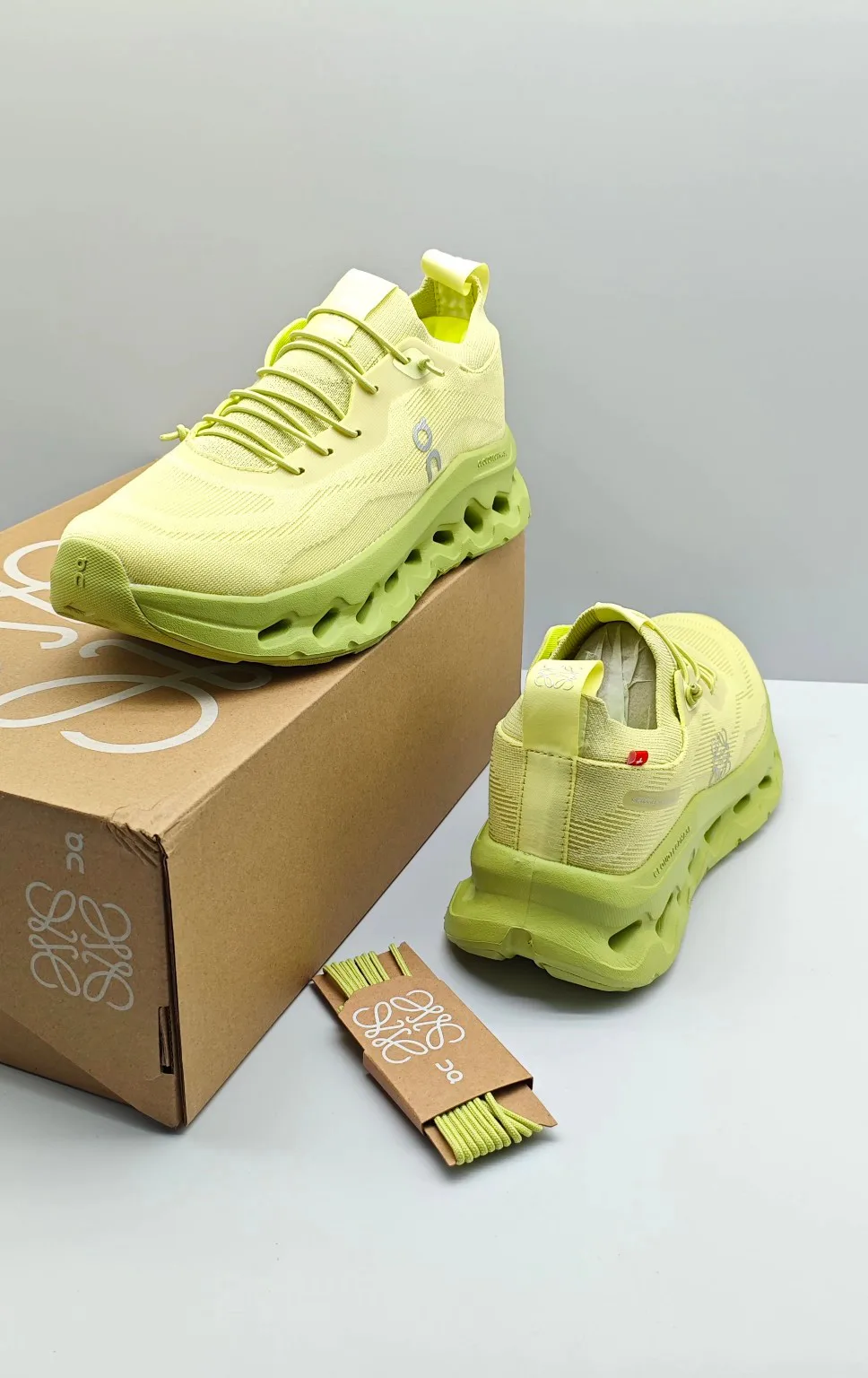 Кроссовки Женские Loewe 13193973