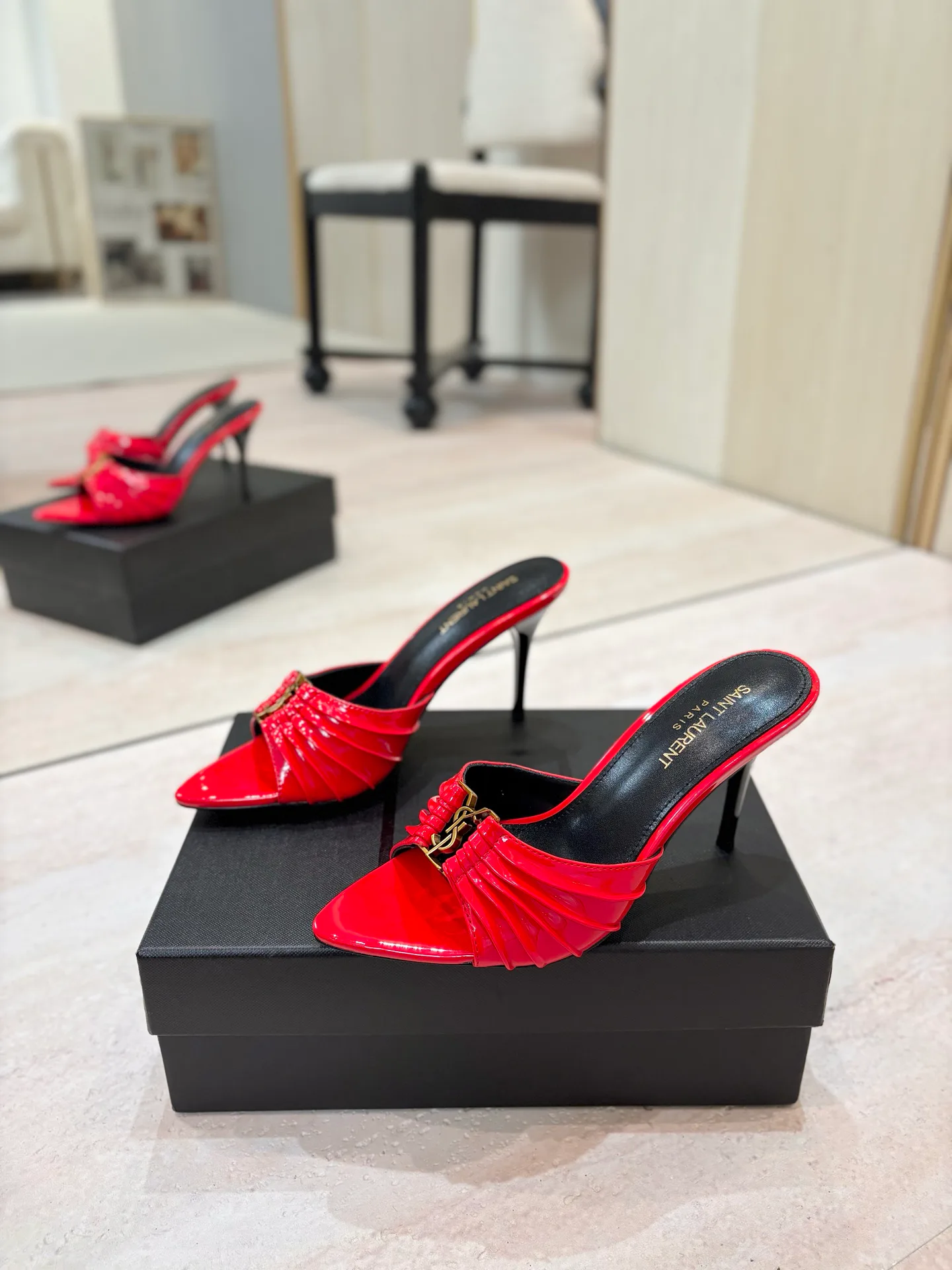 Босоножки Женские Saint Laurent 17476093