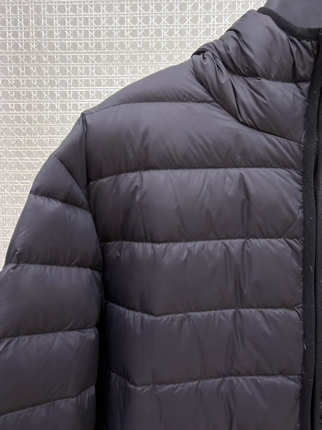 Куртки И Пуховики Женские Miu Miu 18612898