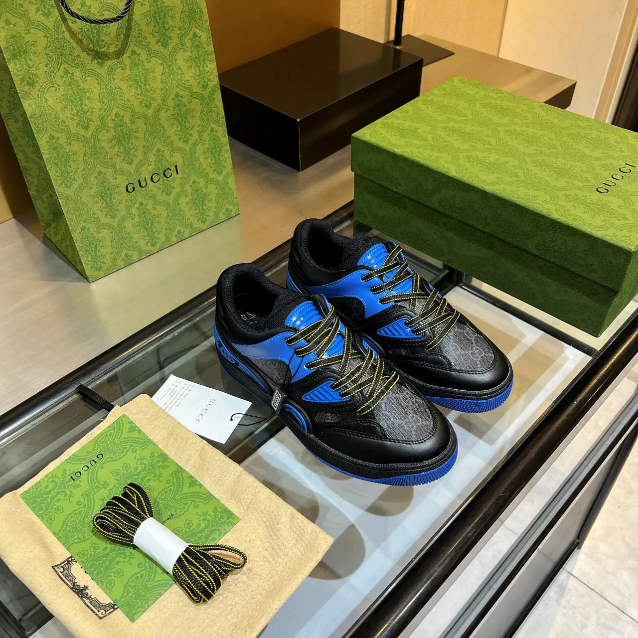 Кроссовки Женские Gucci 24843