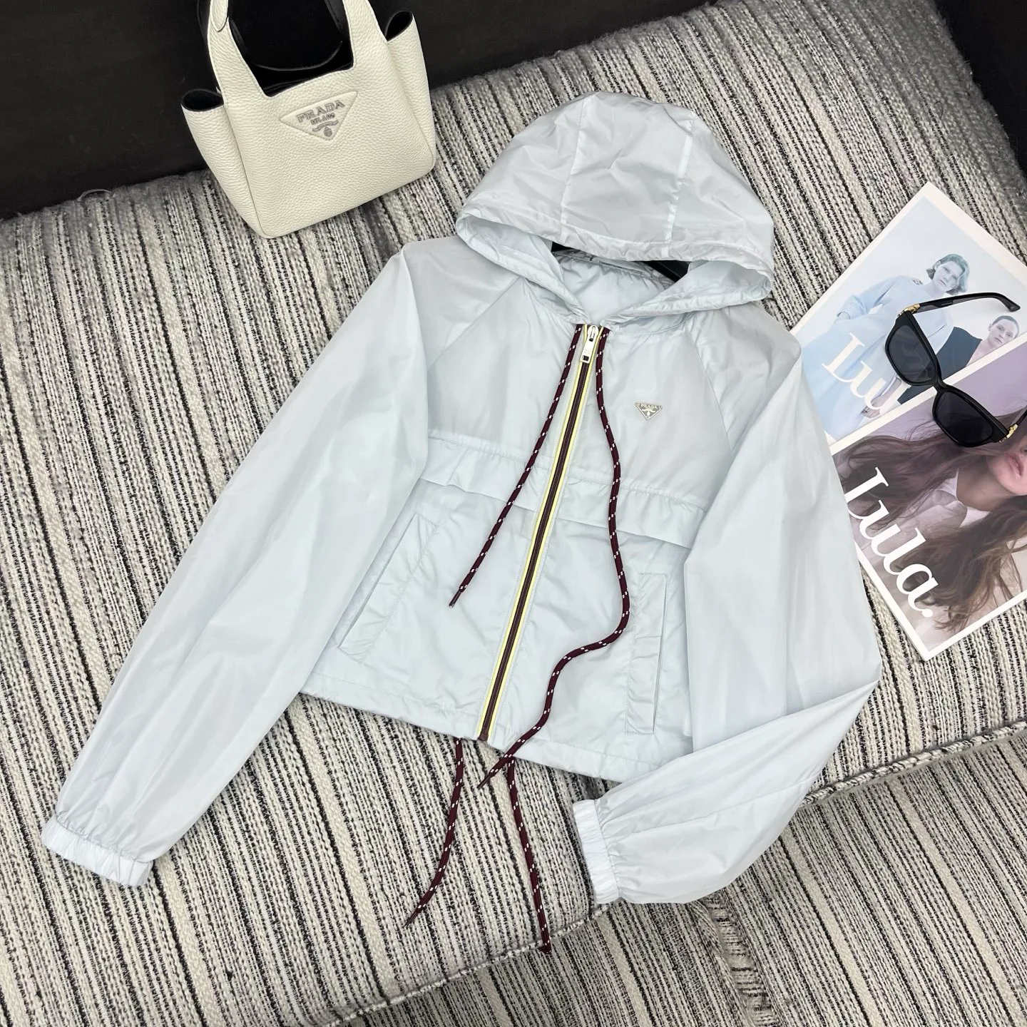 Куртки И Пуховики Женские Prada 13346931
