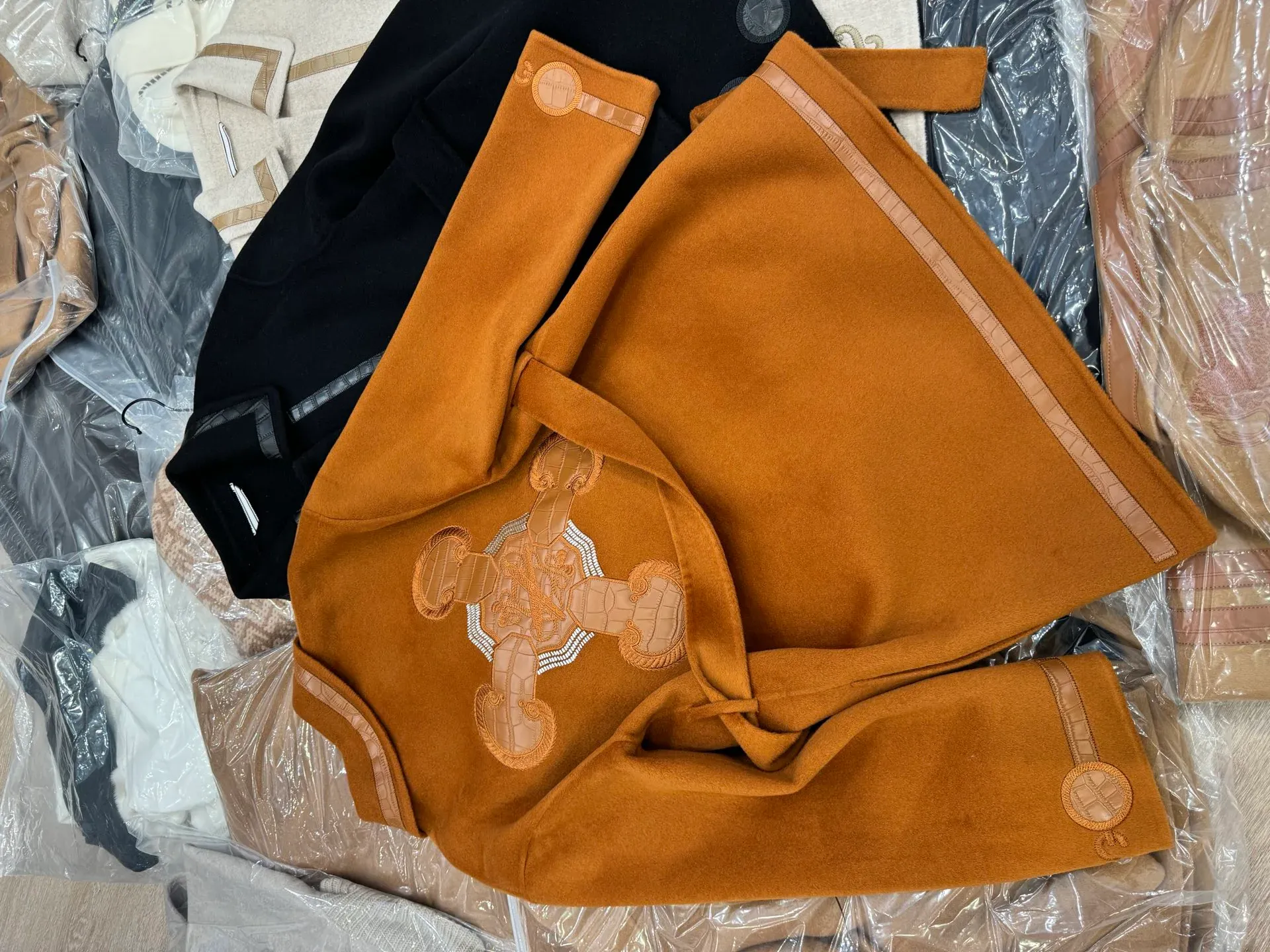 Пальто Женские Hermes 3901945