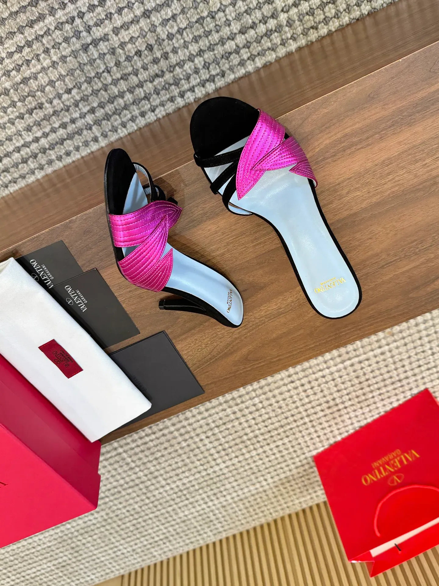 Босоножки Женские Valentino 1856051