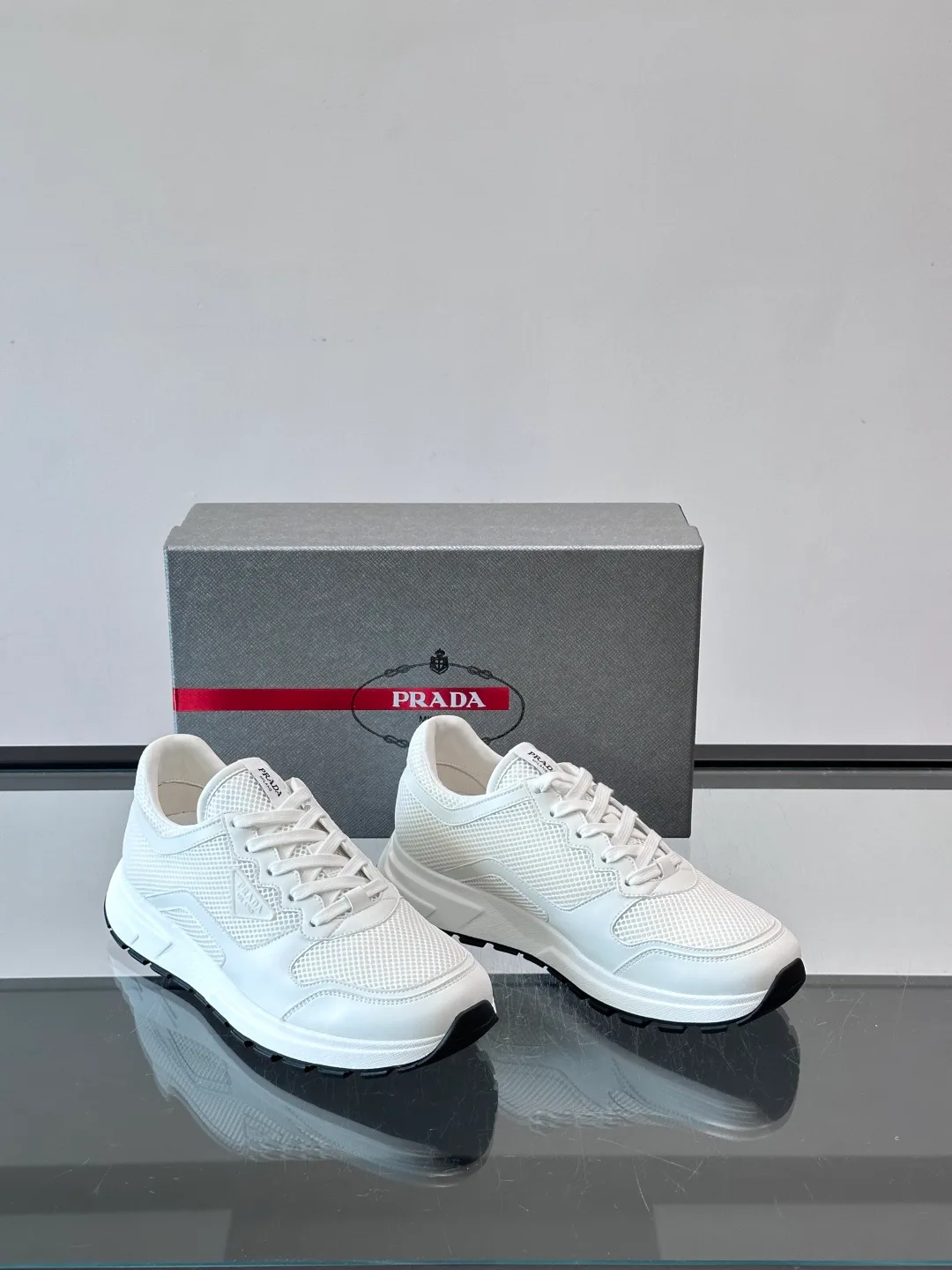 Кроссовки Мужские Prada 17349411
