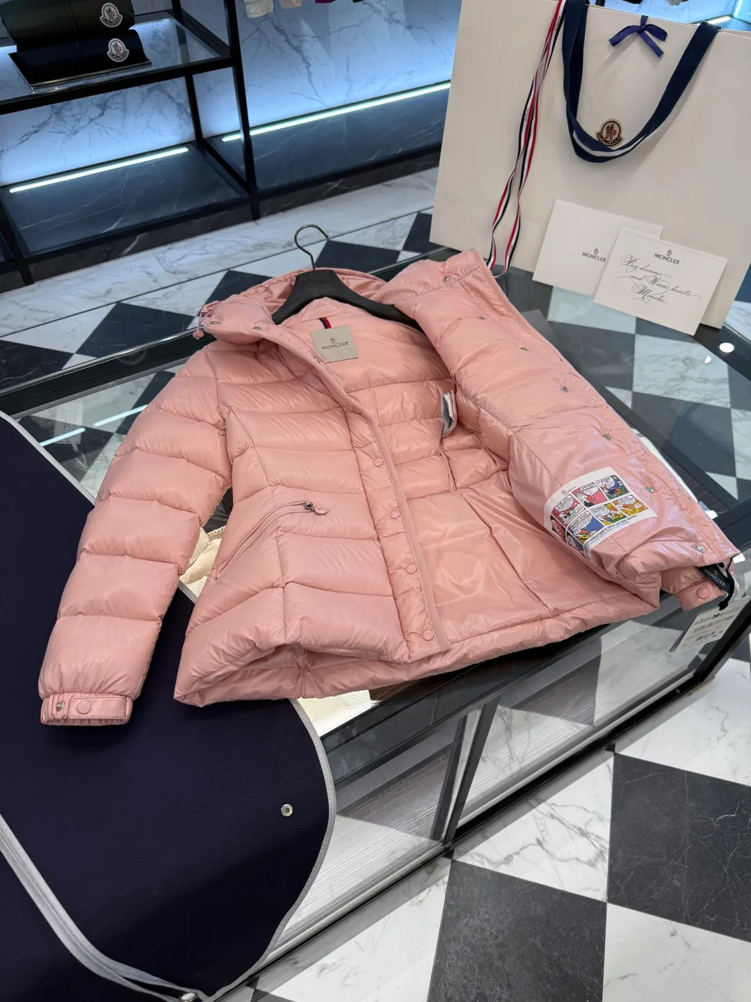 Куртки И Пуховики Женские Moncler 18741310