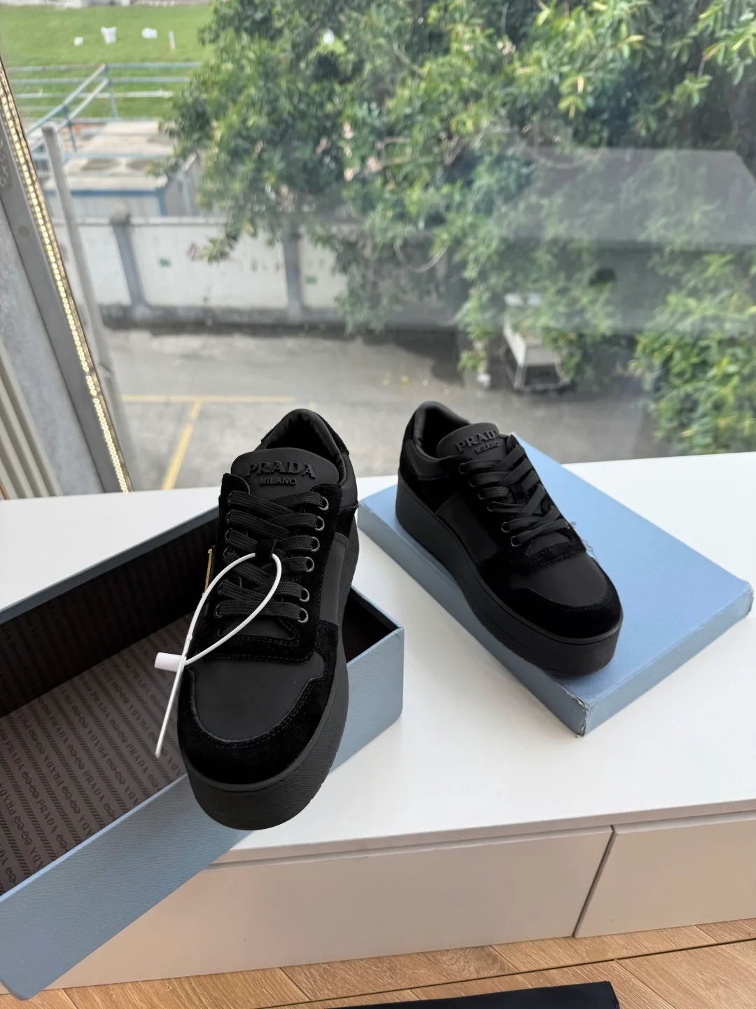 Кроссовки Женские Prada 18539273
