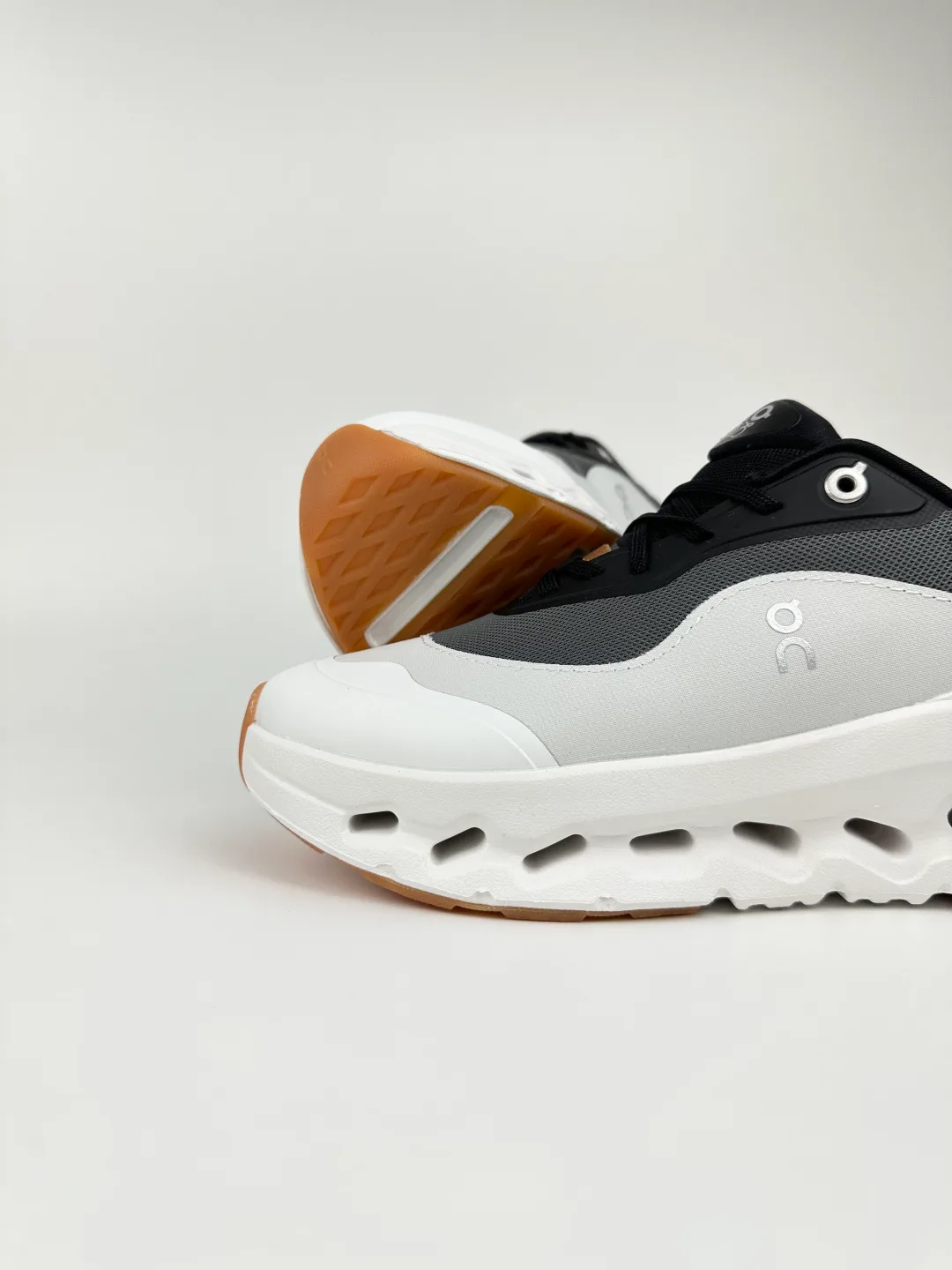 Кроссовки Женские Loewe 11228561