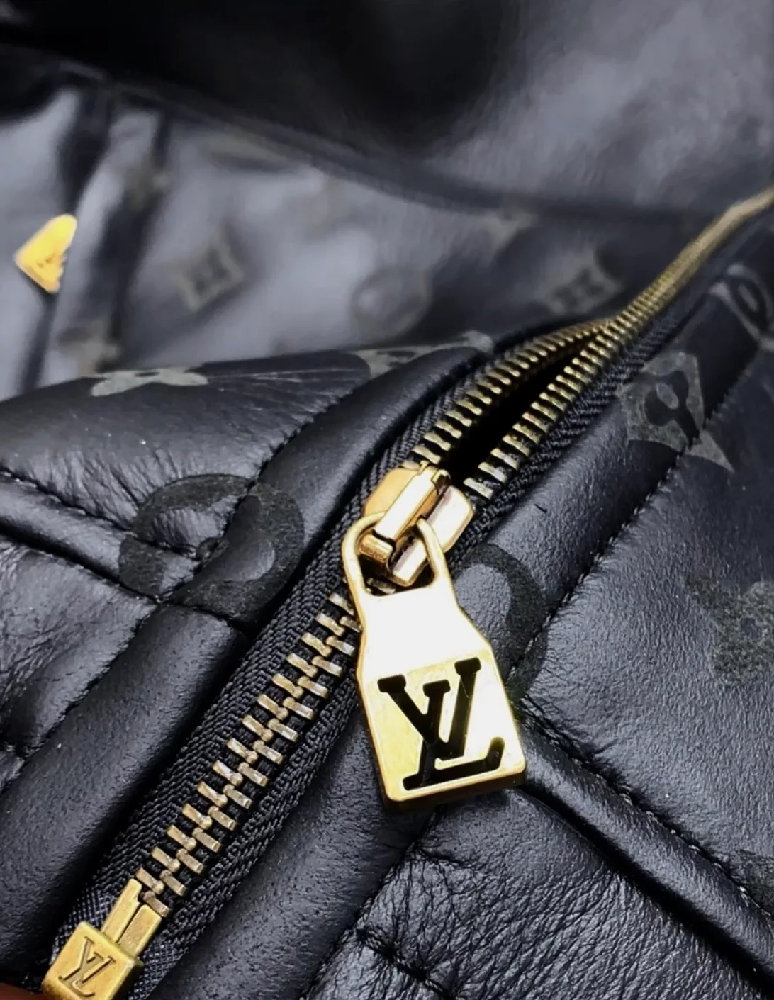 Кожаные Куртки И Дублёнки Женские Louis Vuitton 5107771