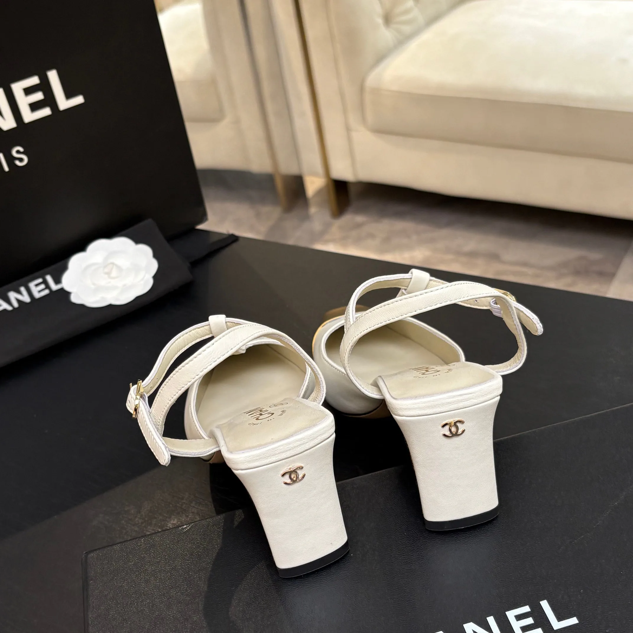 Туфли Женские Chanel 17448384
