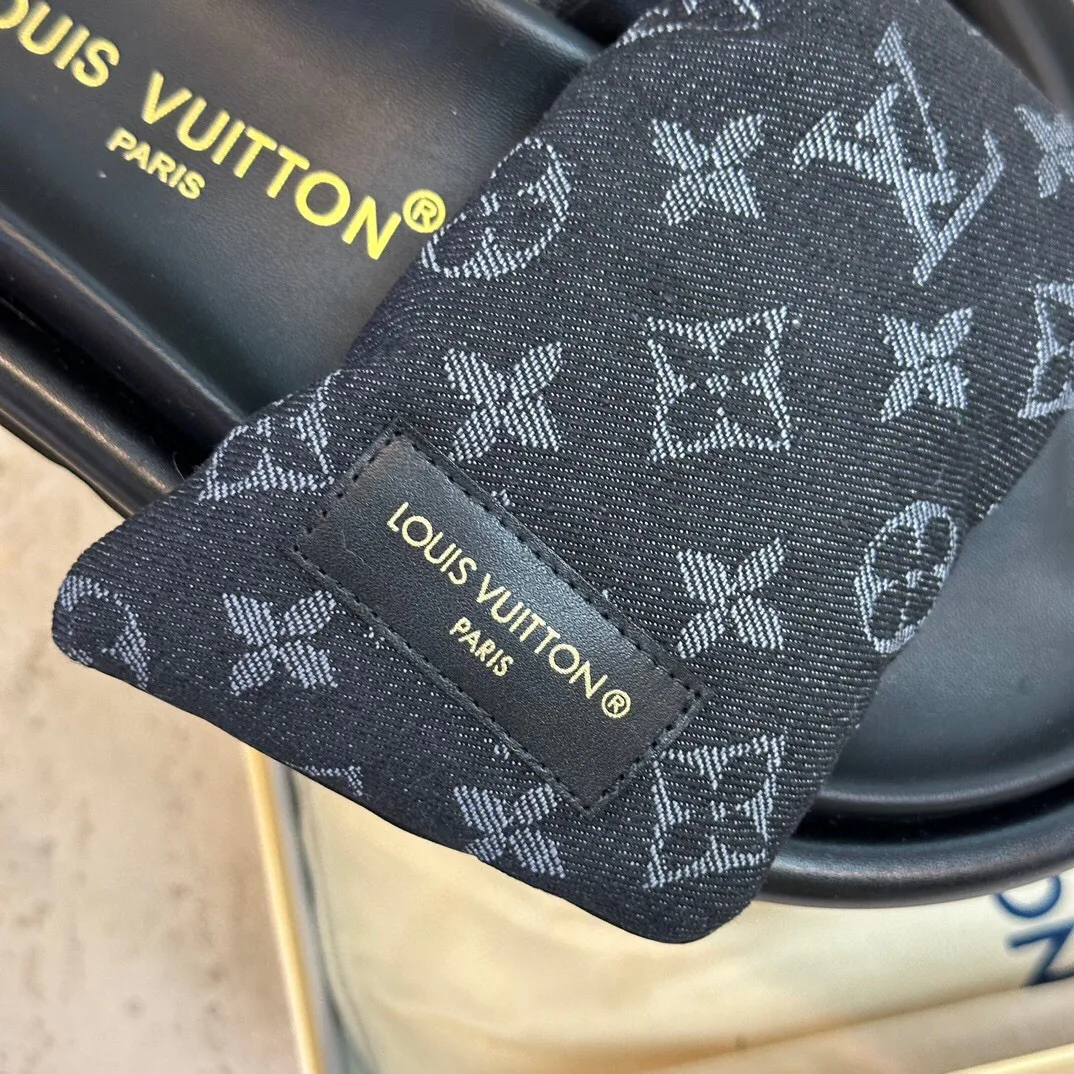 Шлепанцы Женские Louis Vuitton 14831