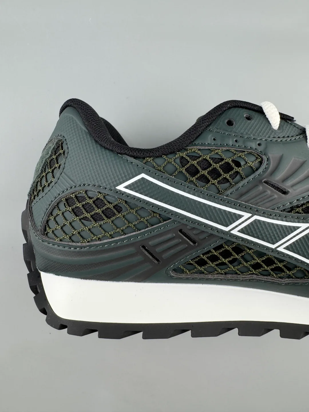 Кроссовки Женские Bottega Veneta 5035610