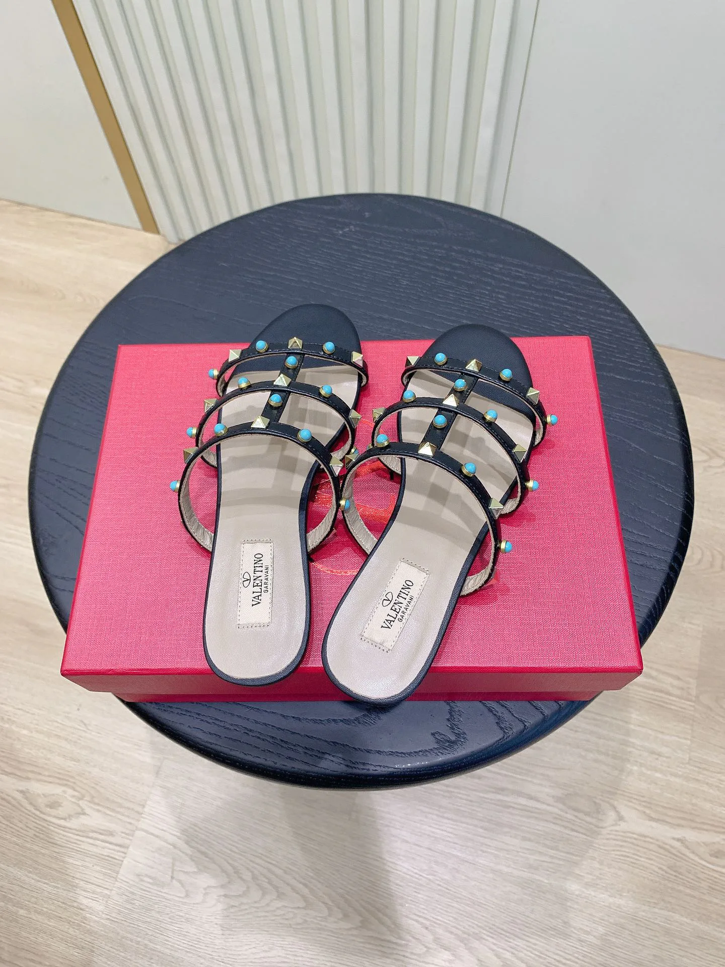Шлепанцы Женские Valentino 748133