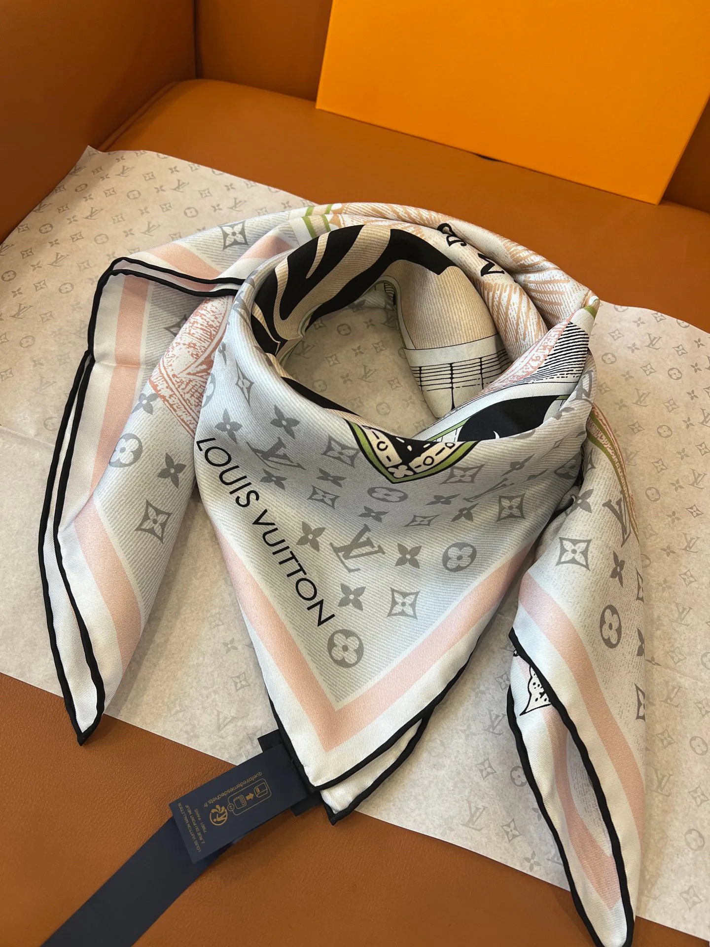 Шарфы Louis Vuitton 7212