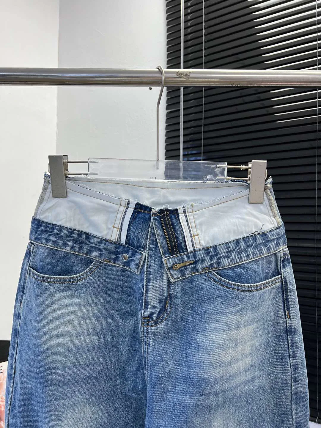 Джинсы Женские Maison Margiela 11270638