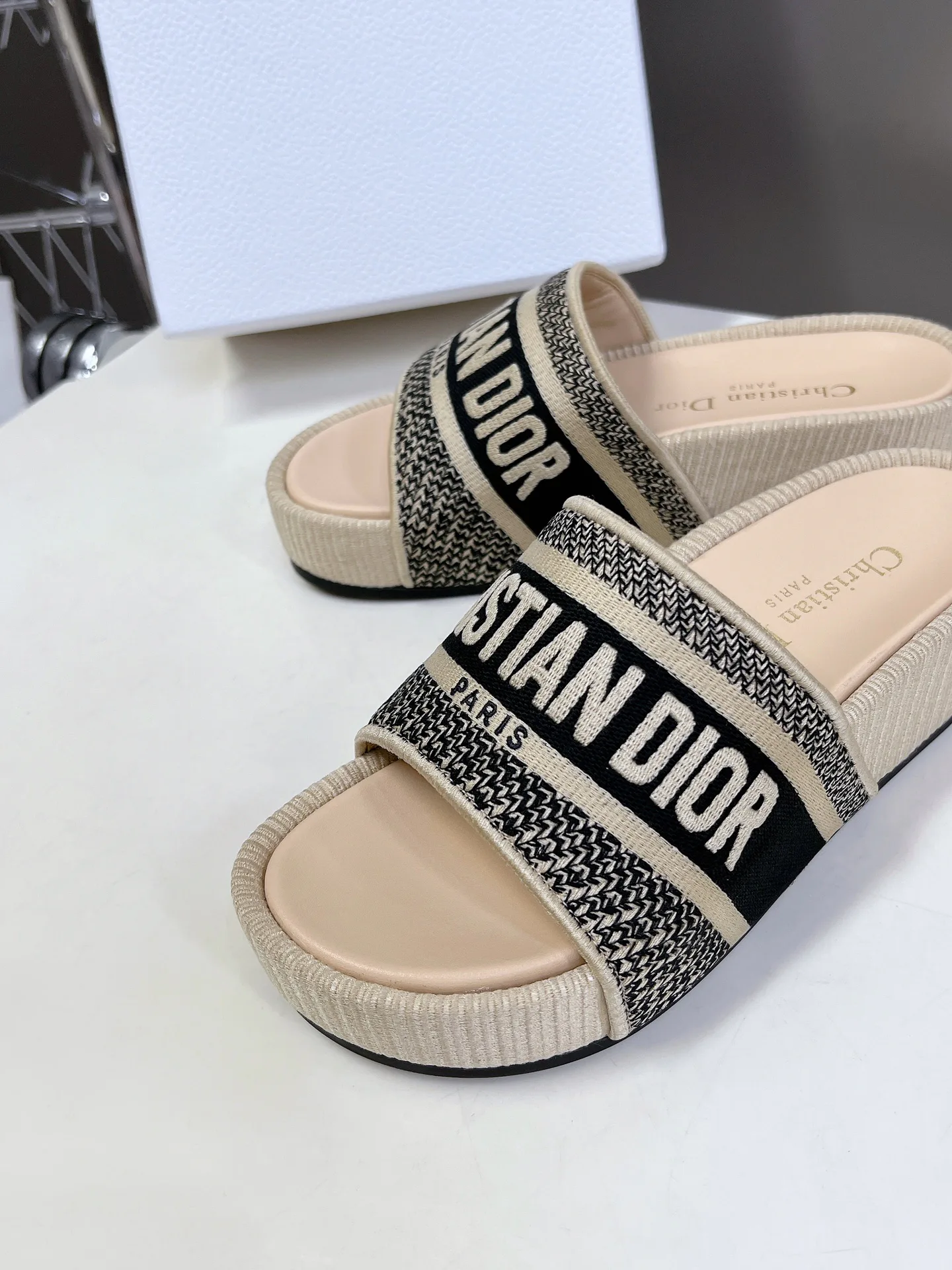Сандалии Женские Christian Dior 11707854