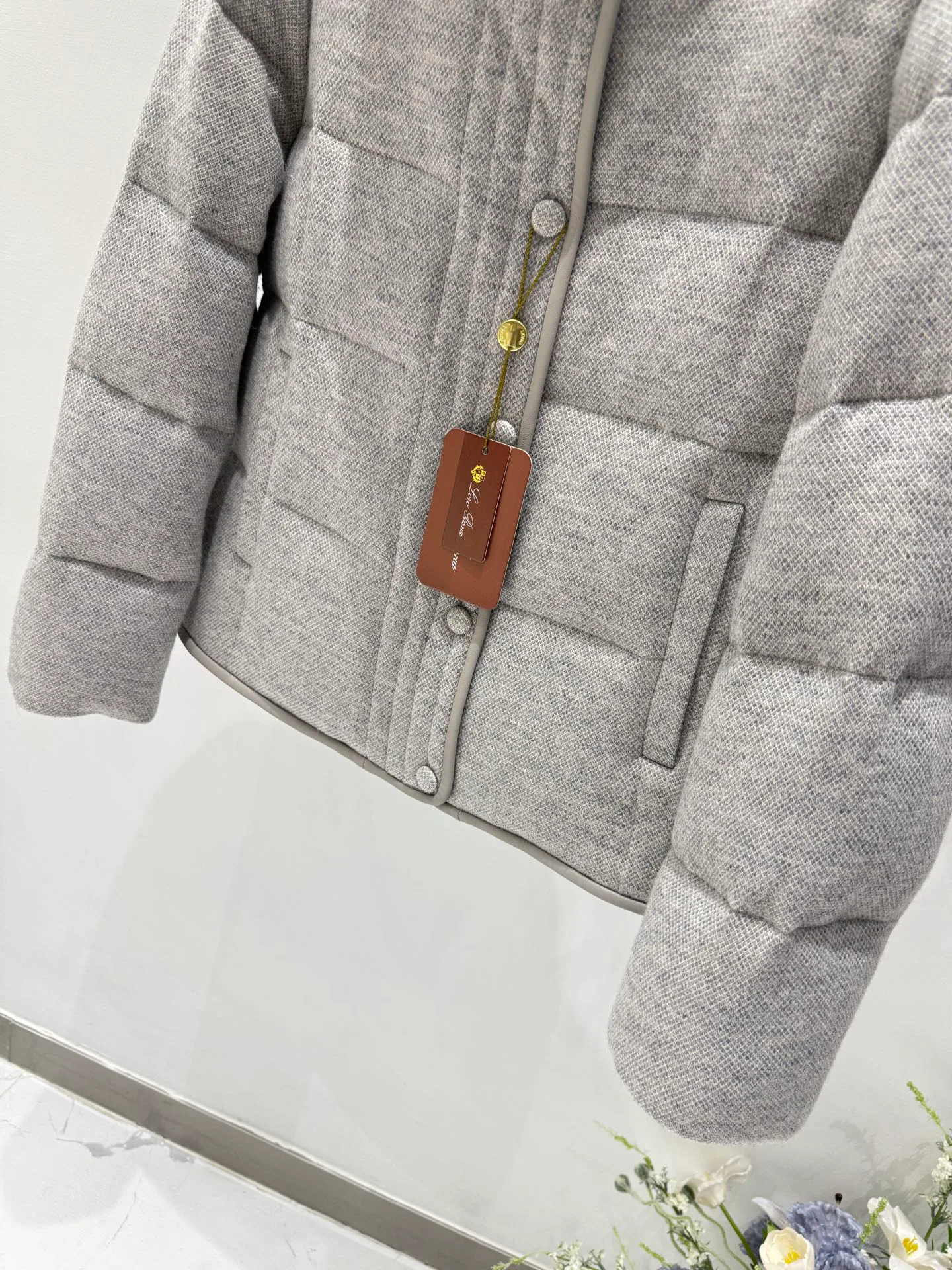 Куртки И Пуховики Женские Loro Piana 18699886